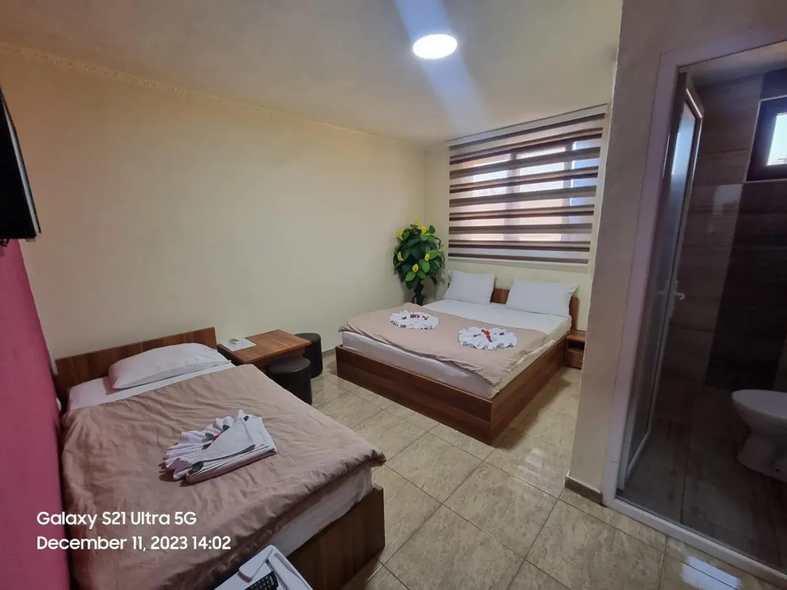 Double Room with Extra Bed in Hotel Atika Double Room with Extra Bed in Hotel Atika