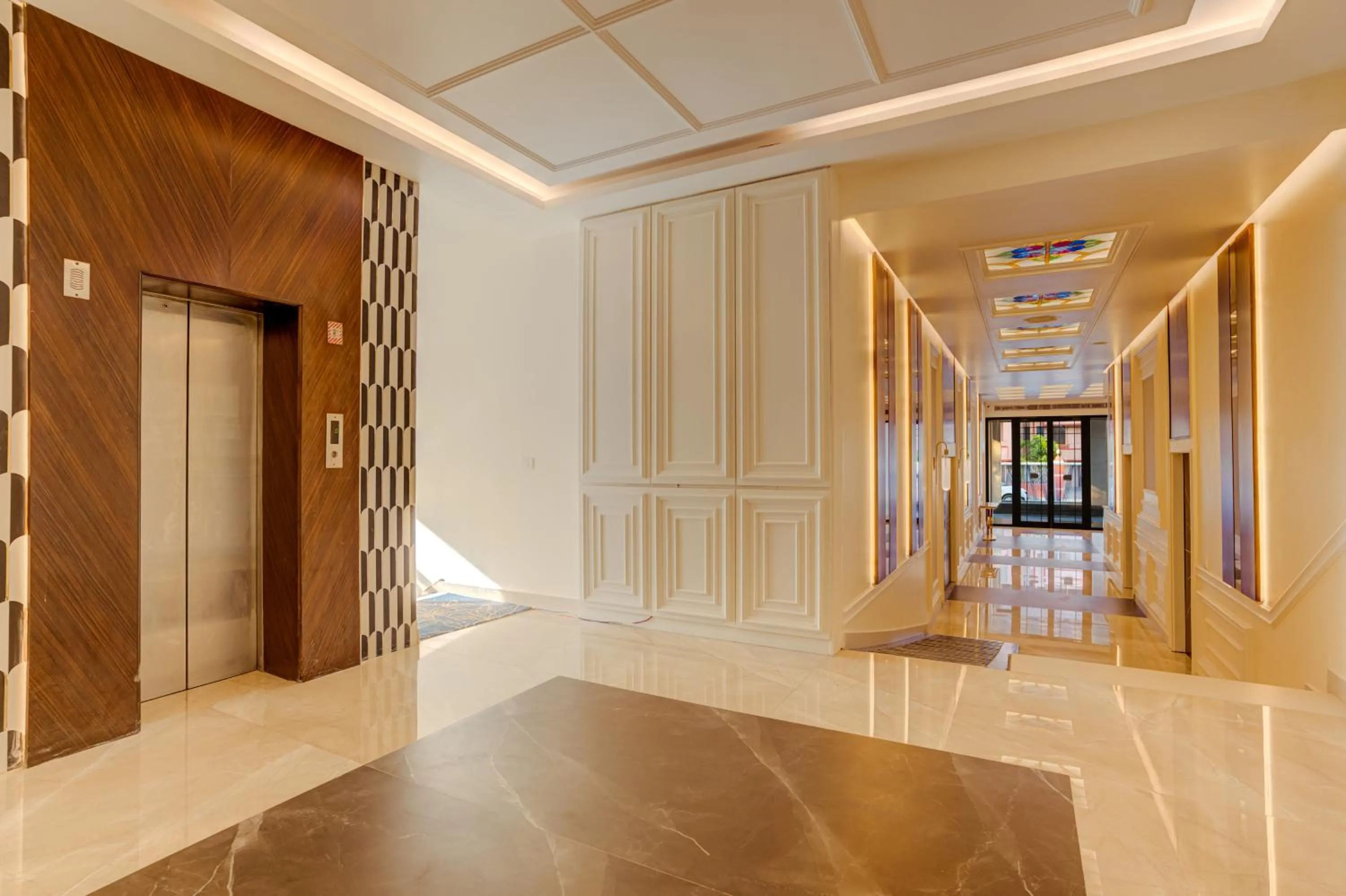 Lobby or reception in Hotel Vasundhara Palace
