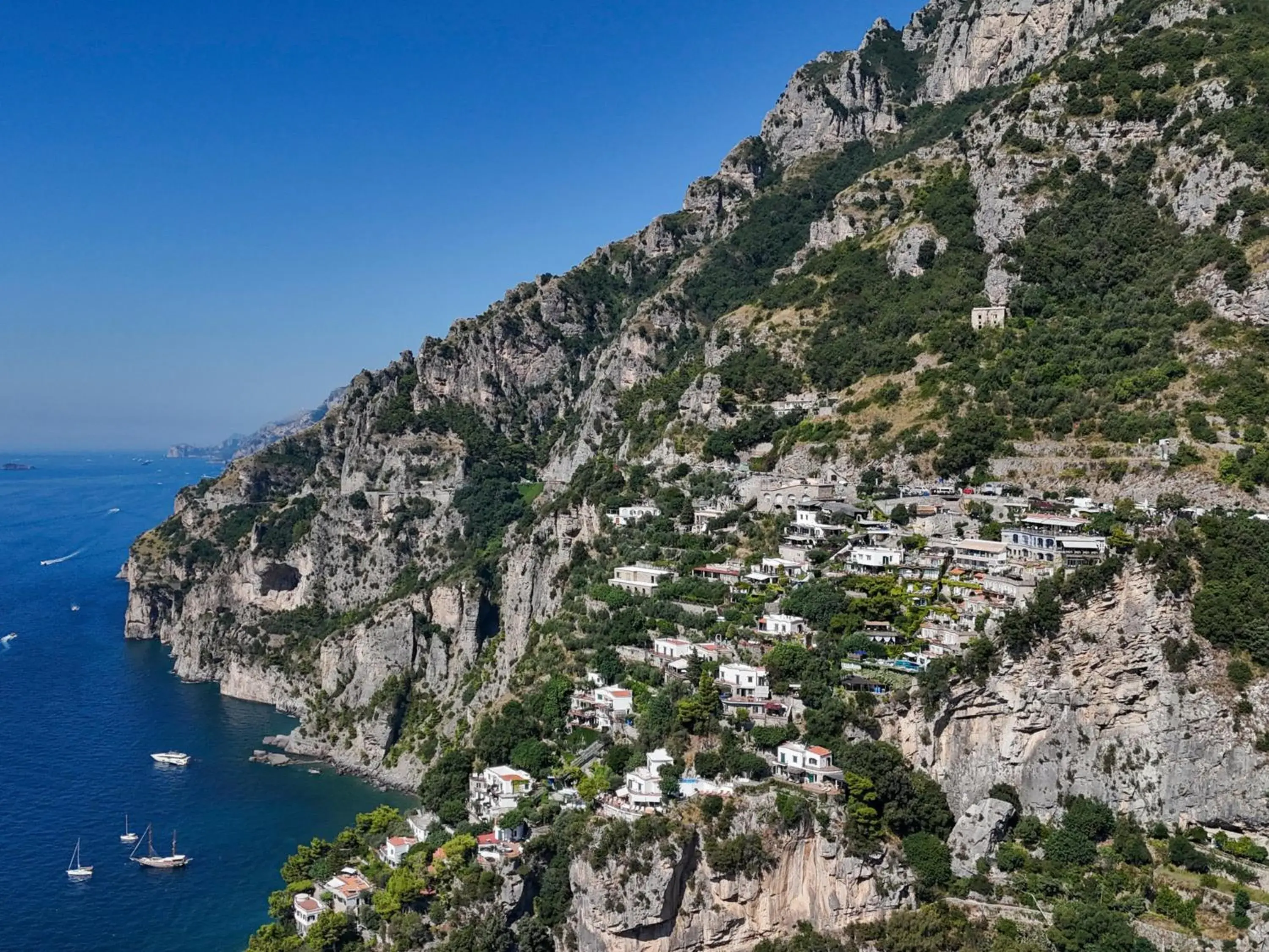 Property building in Hotel Le Agavi Property building in Hotel Le Agavi