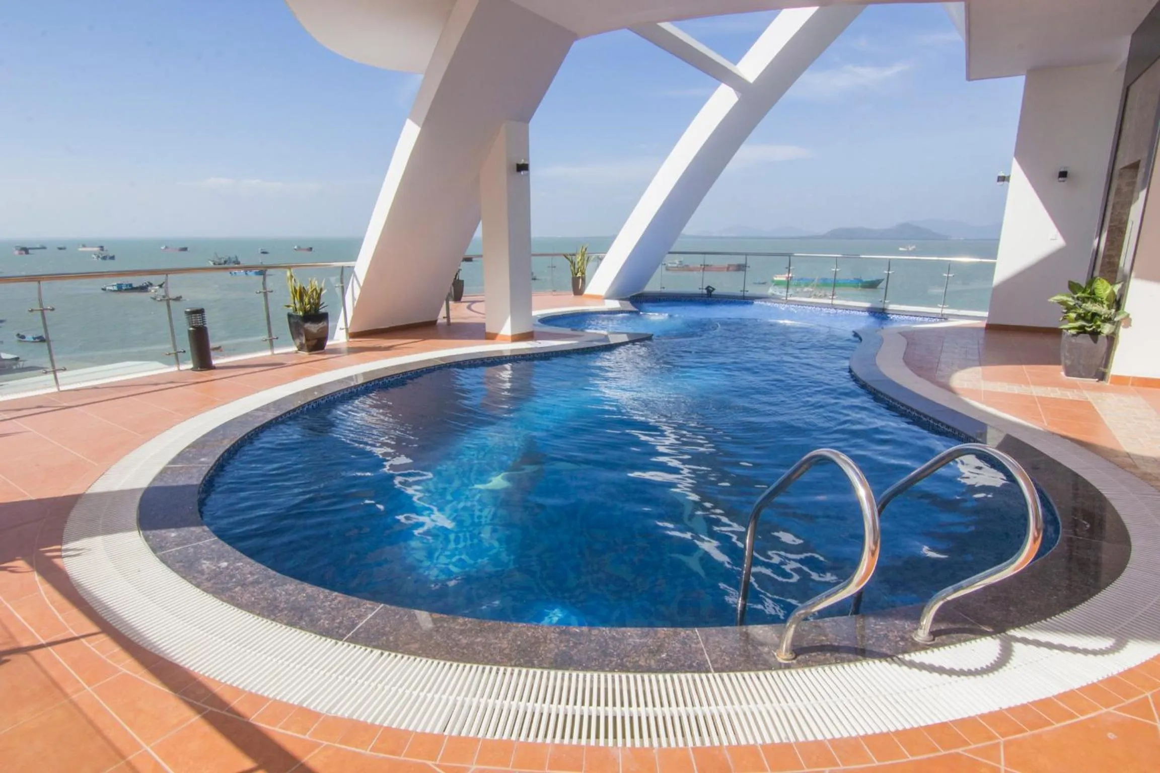 Swimming pool in Cassabella Hotel & Apartments