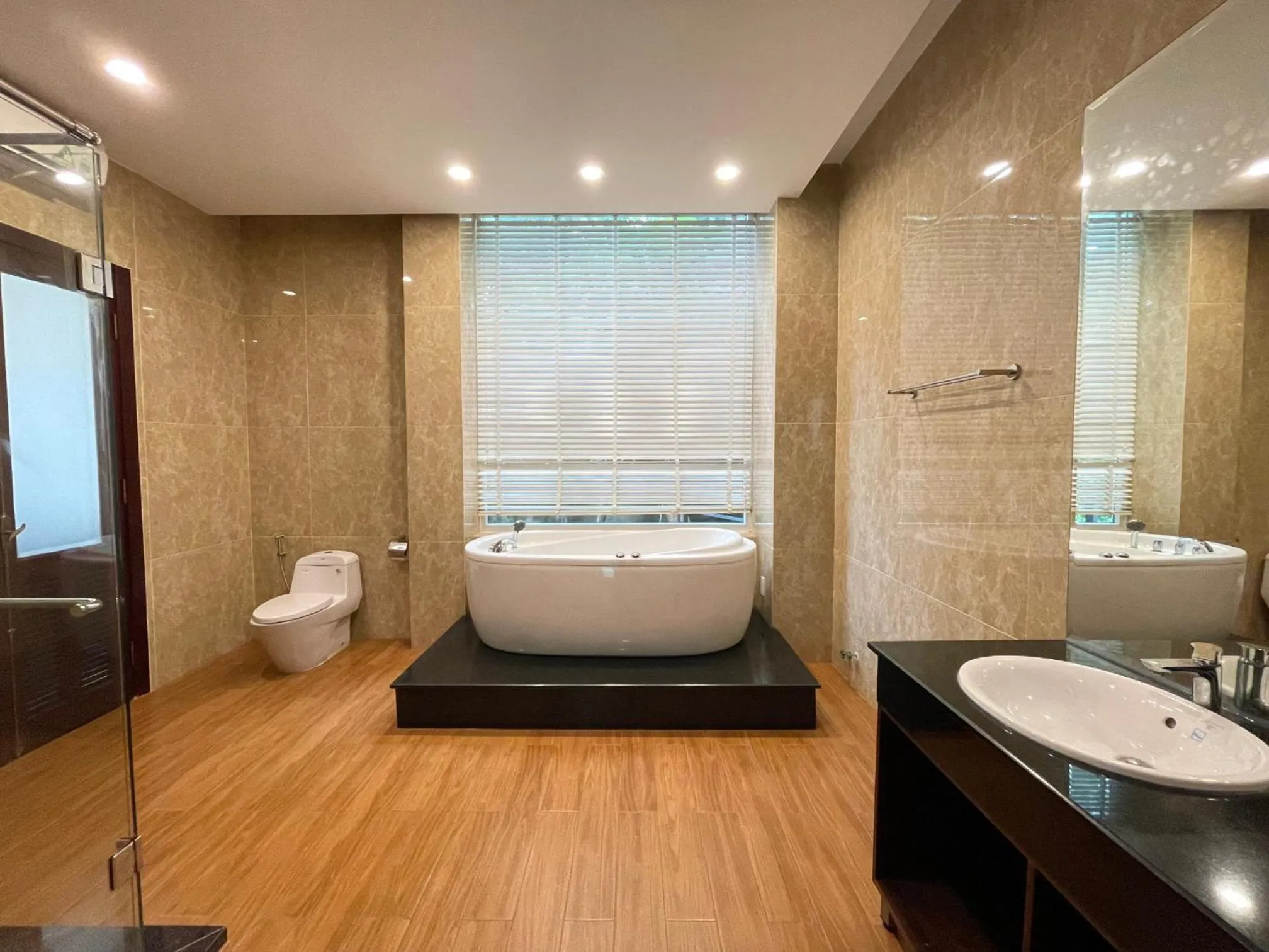 Cassabella Hotel & Apartments