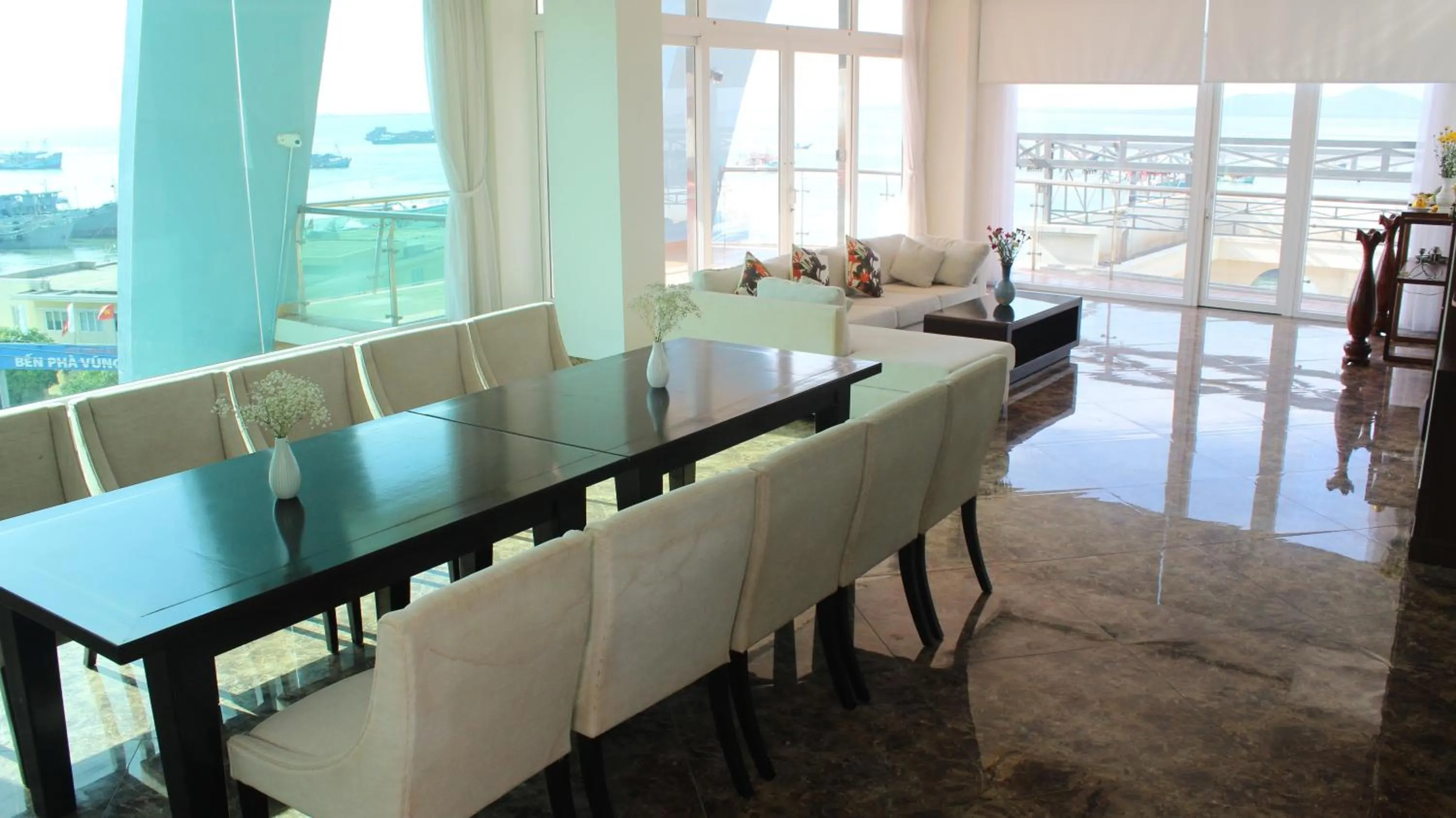 Cassabella Hotel & Apartments