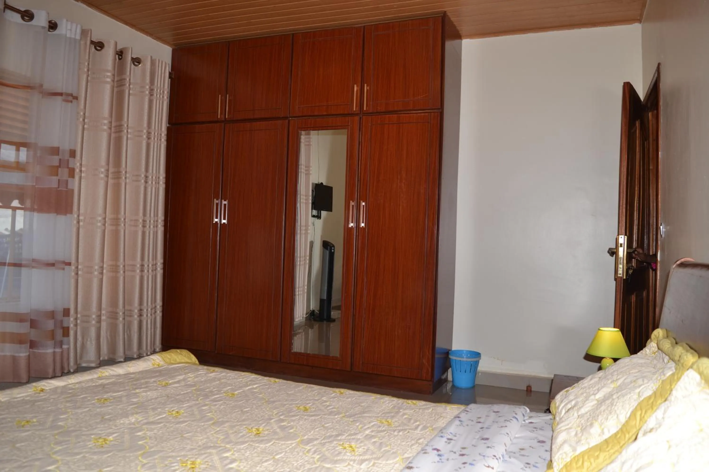 Bed in Keva Guest House