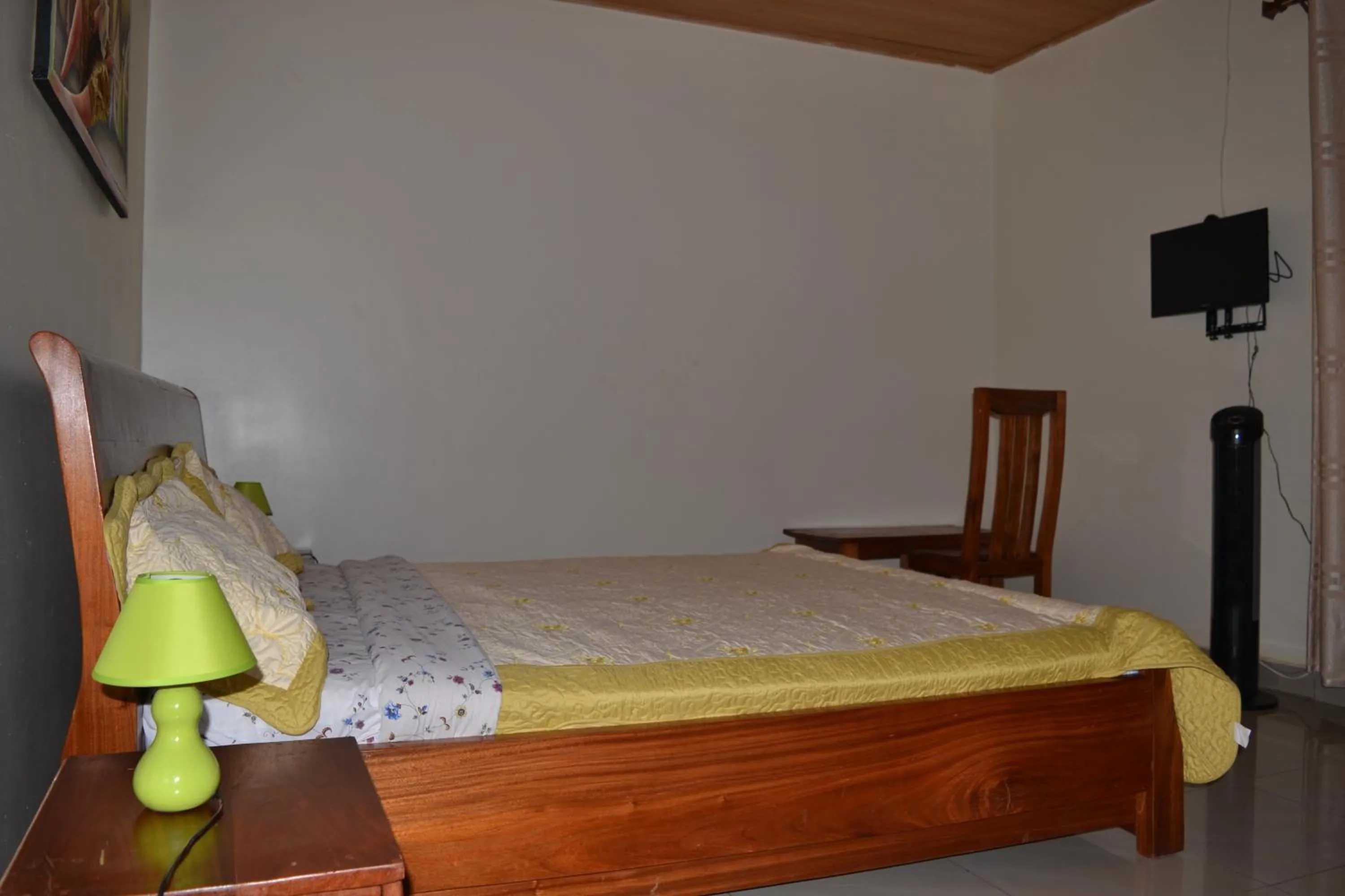 Bed in Keva Guest House