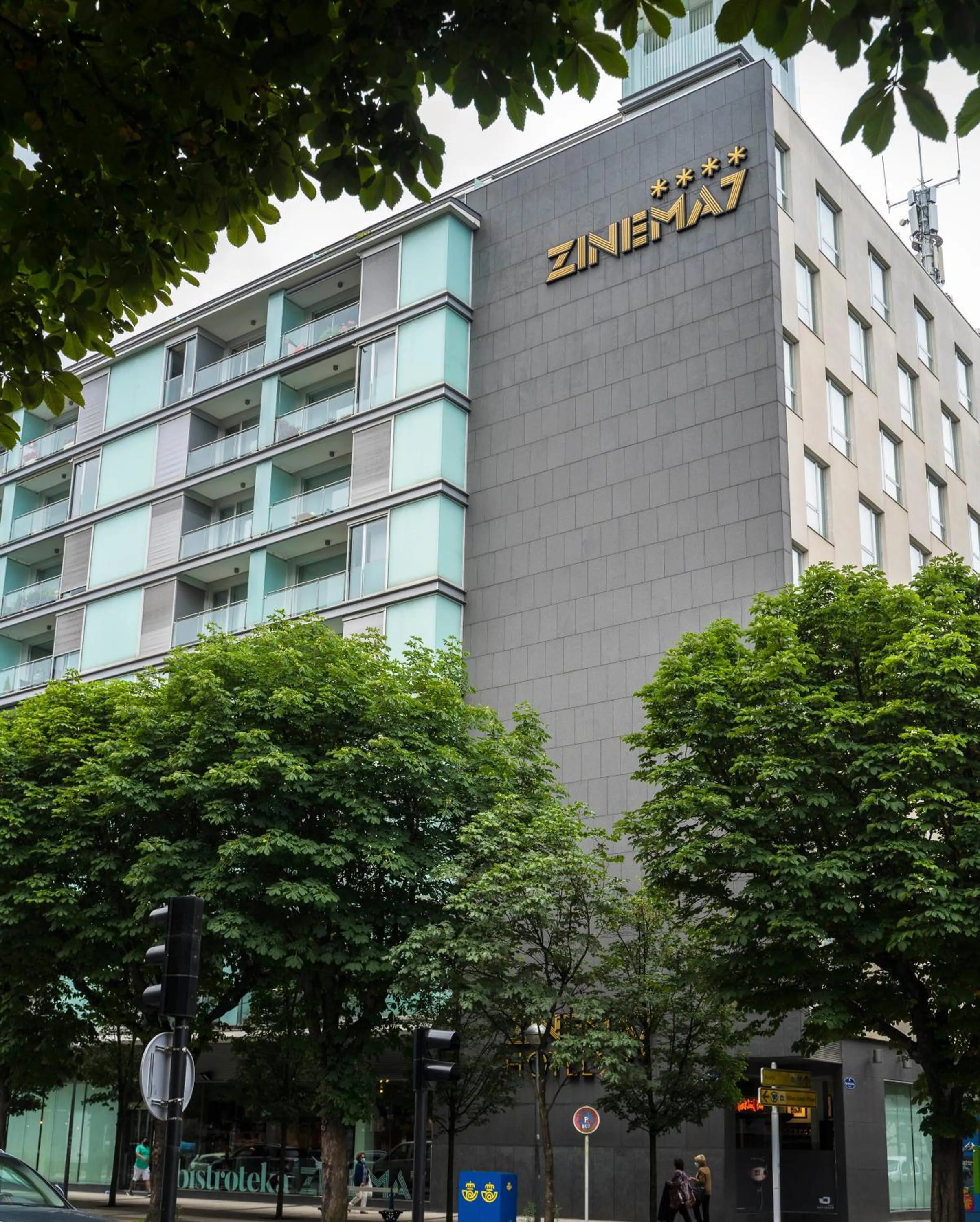 Property building in Hotel Zinema7