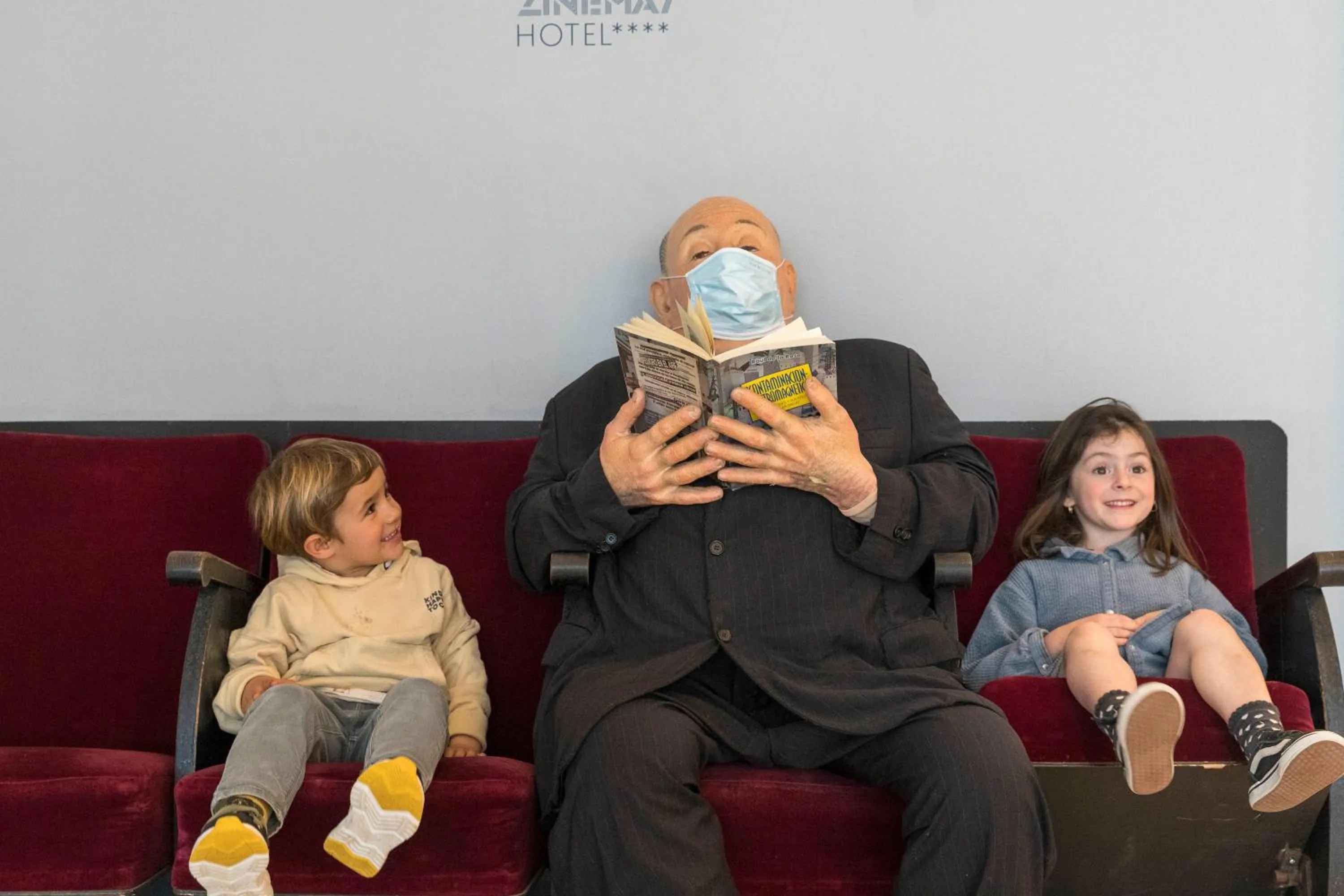 children in Hotel Zinema7