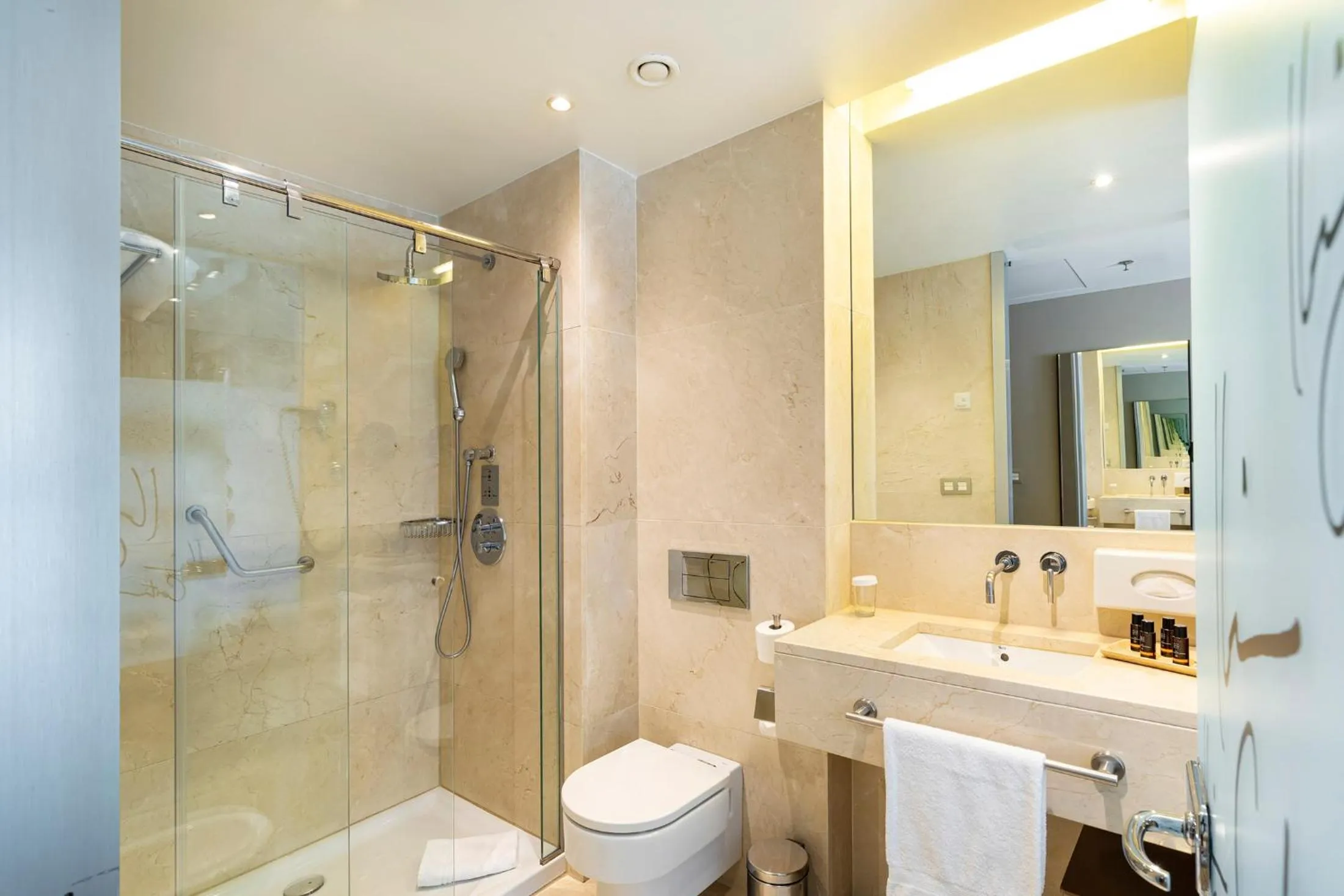 Bathroom in Hotel Zinema7