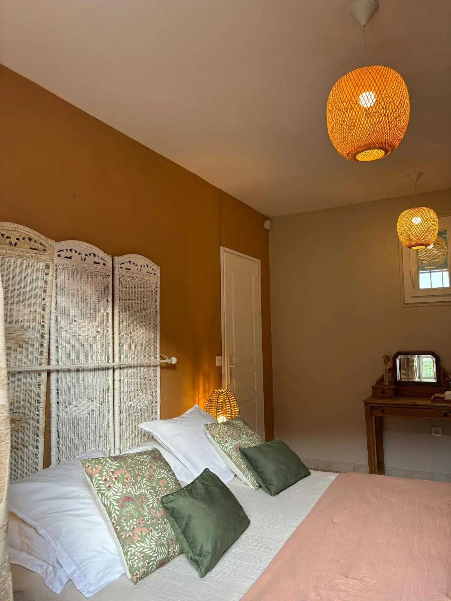 Bed in L'Aghjalle