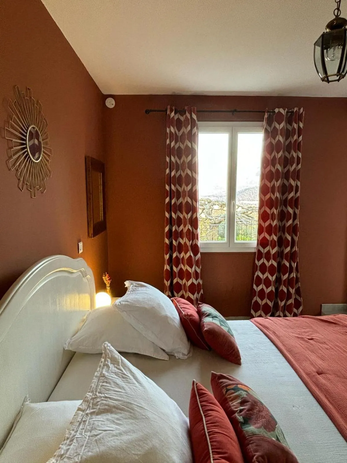 Bed in L'Aghjalle