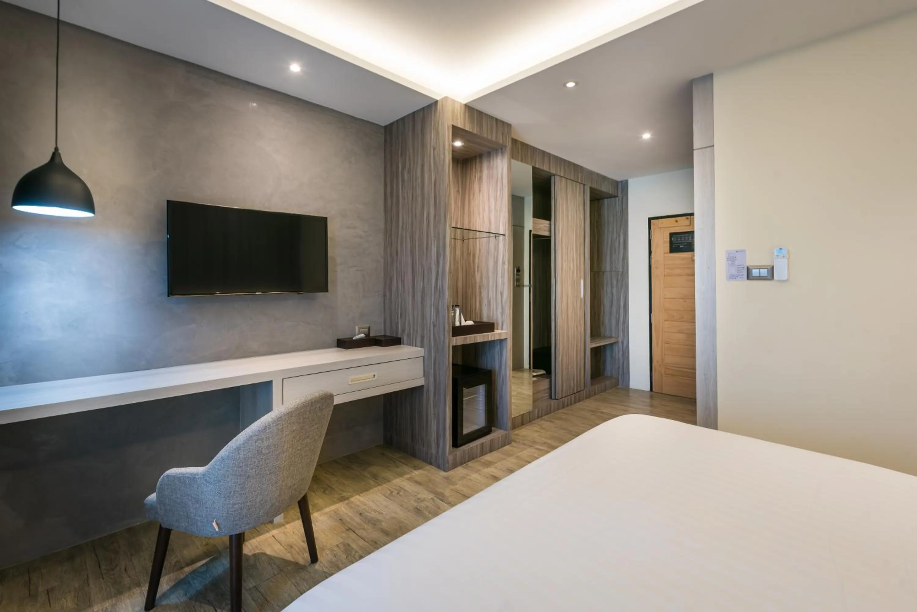 Photo of the whole room, Bed in Nadee 10 Resort & Hotel