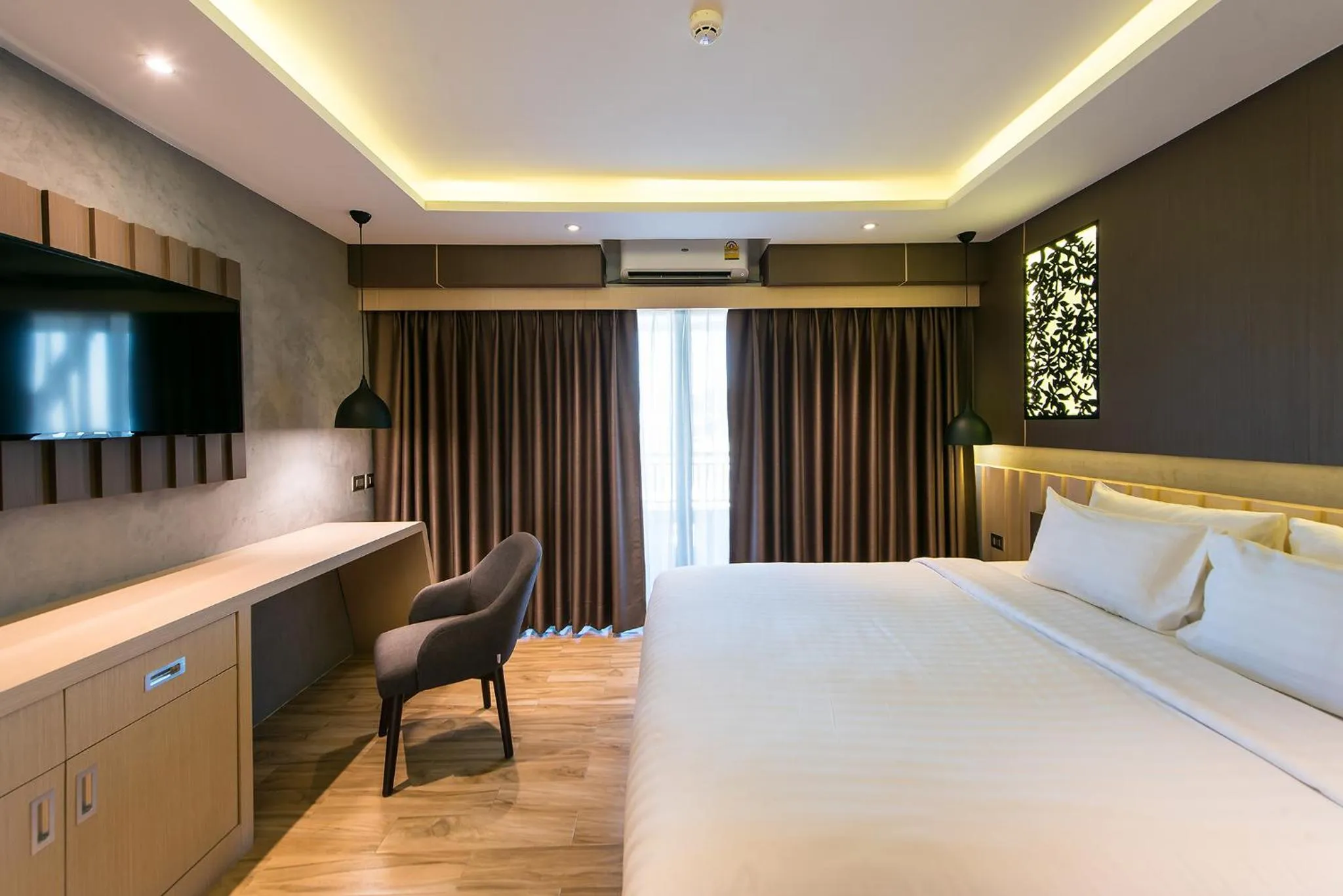 Photo of the whole room, Bed in Nadee 10 Resort & Hotel