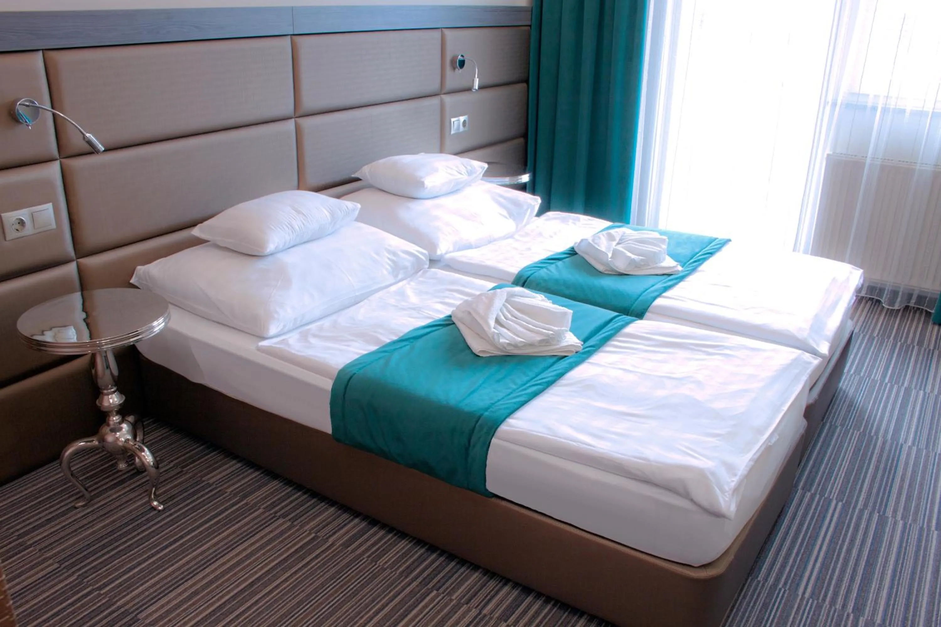 Double Room with Private Bathroom - single occupancy in Relax Panzió