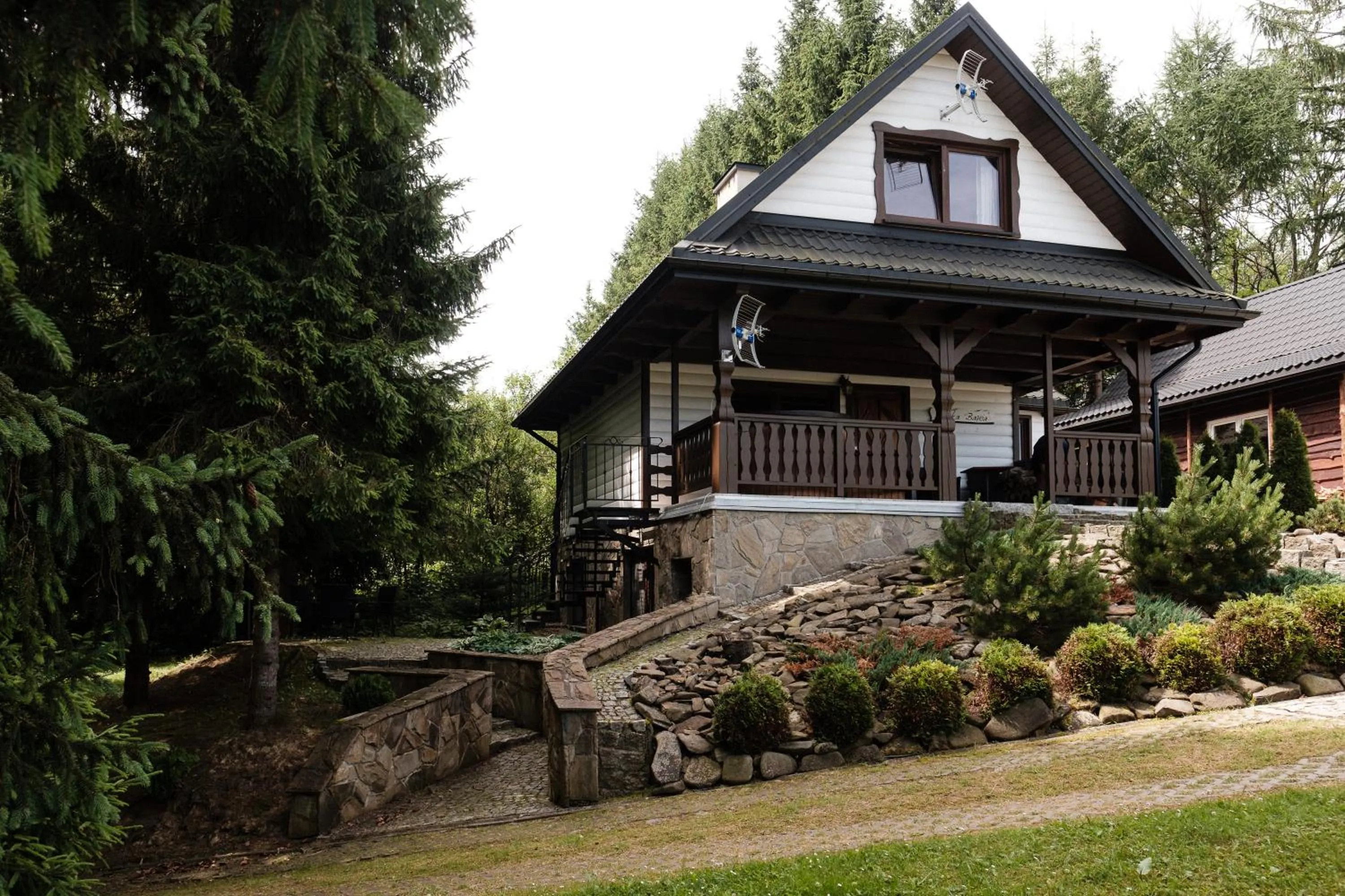 Property building in Dom Malowany