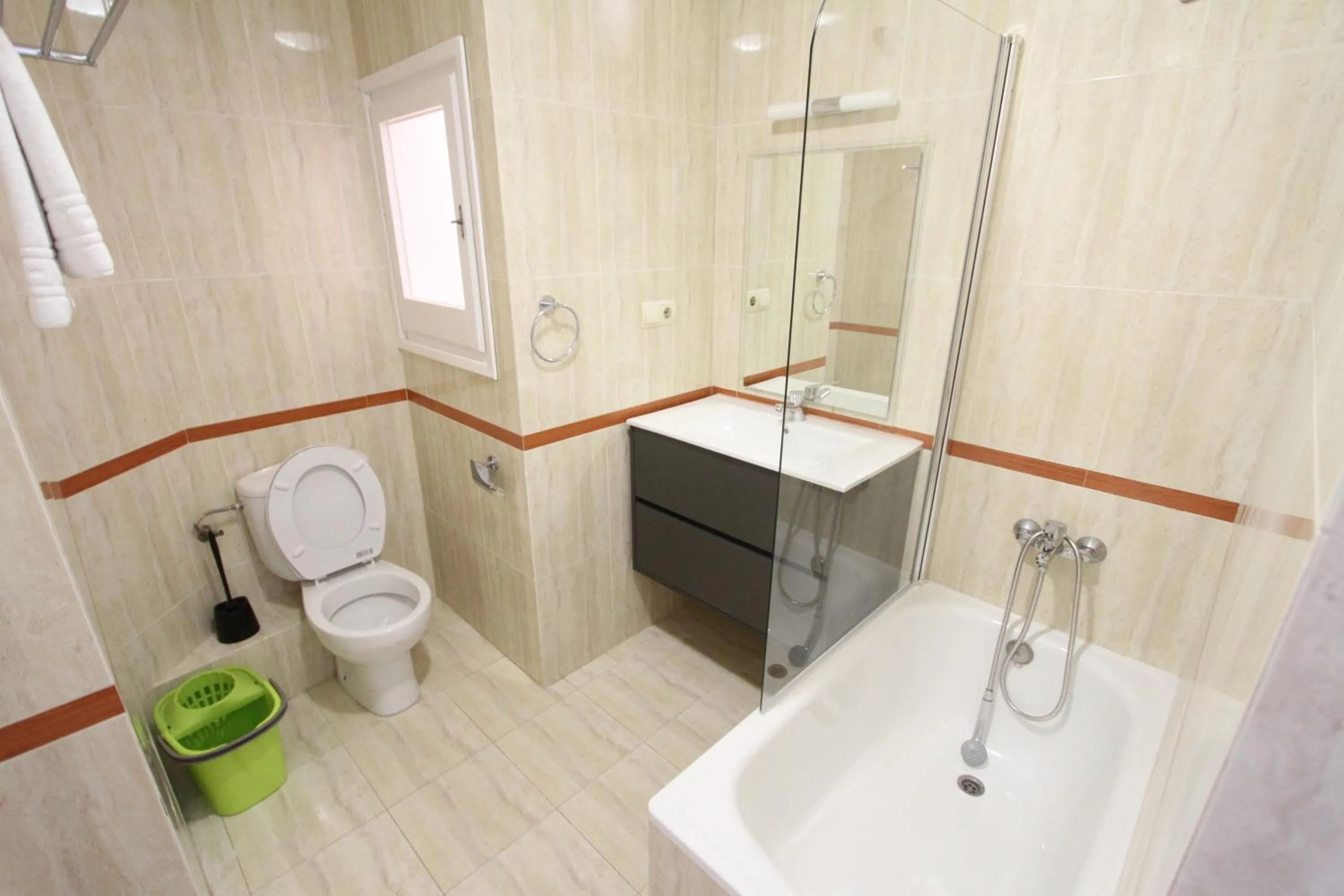For a Stay Sant Jordi