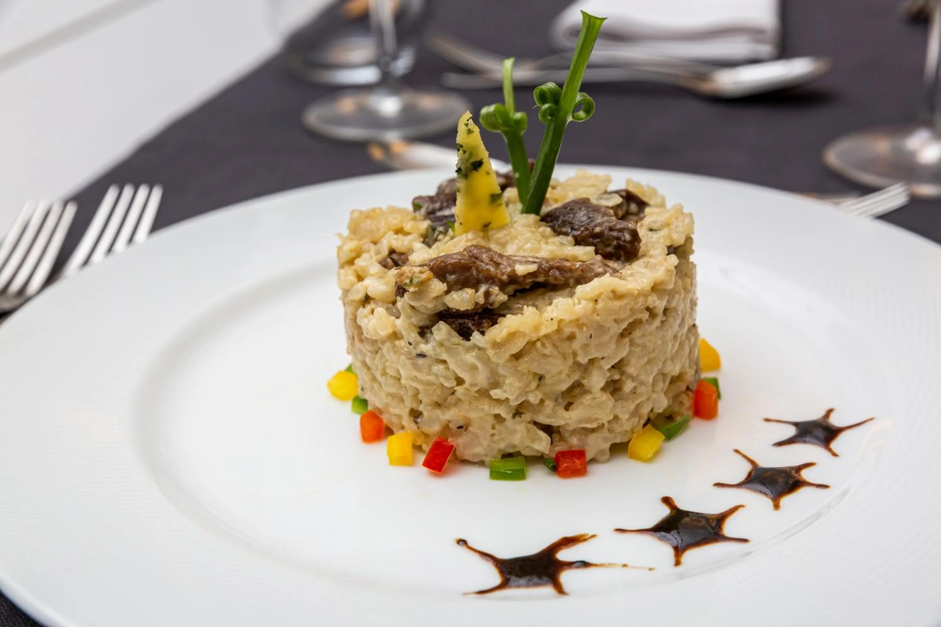 Food and drinks in Meliá Maputo Sky