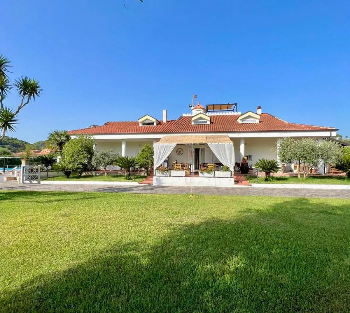 Property building in Villa Liberti