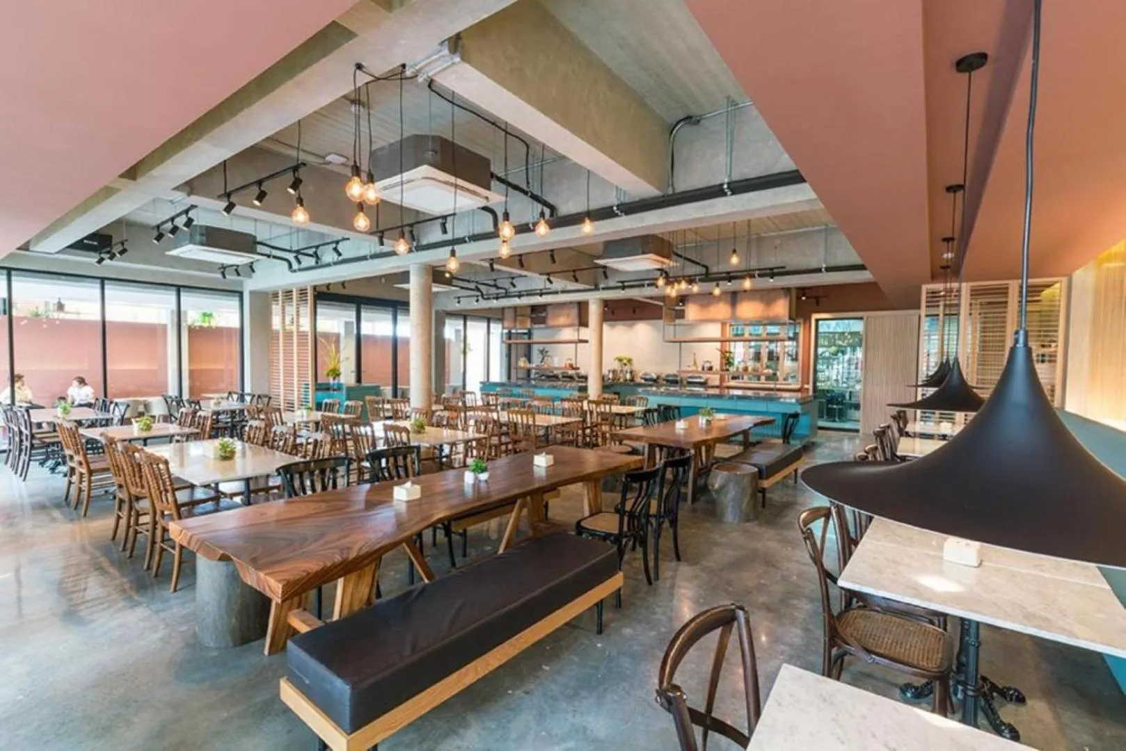 Restaurant/places to eat in Koon Hotel Sukhumvit