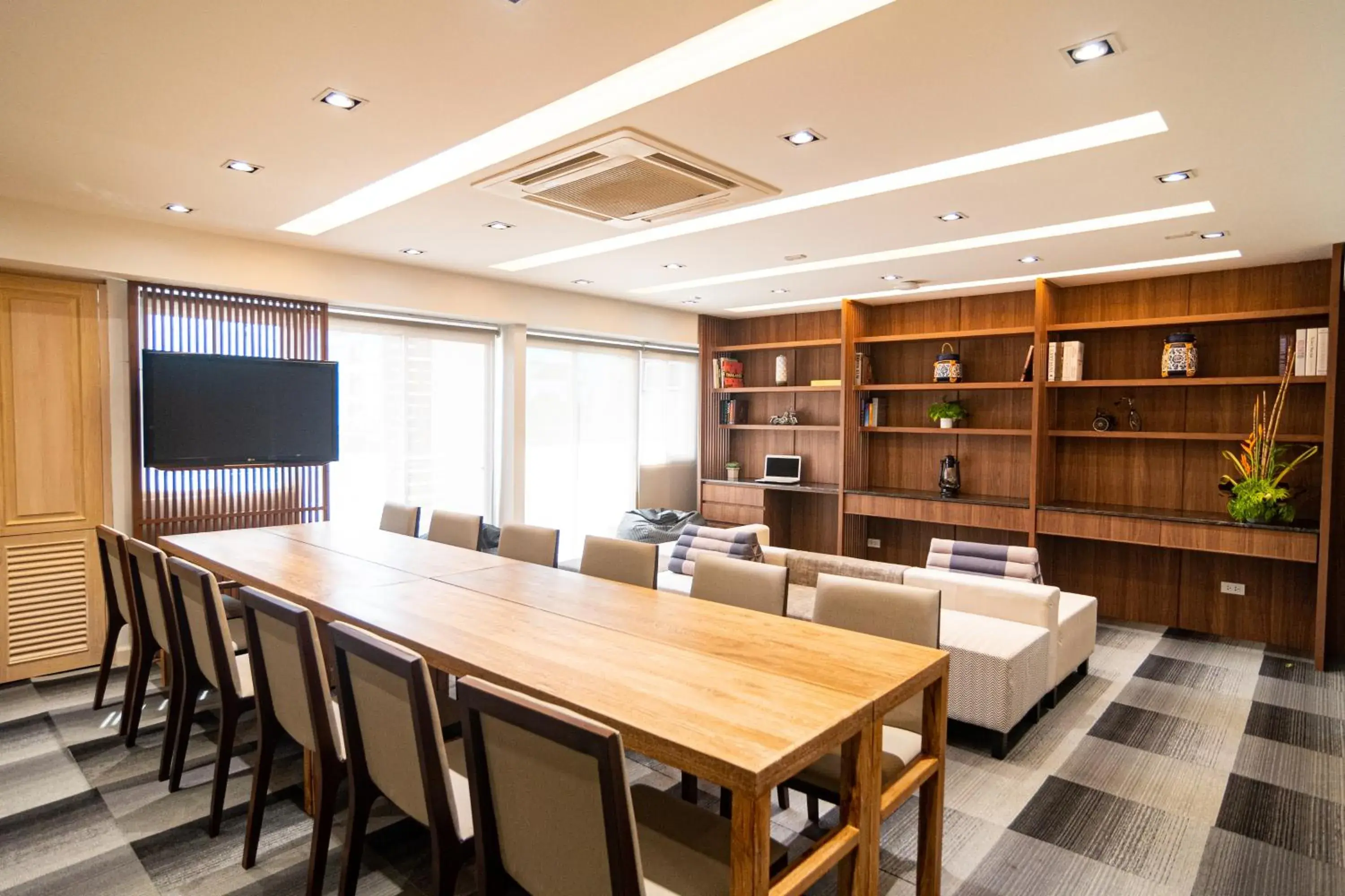 Meeting/conference room in Koon Hotel Sukhumvit