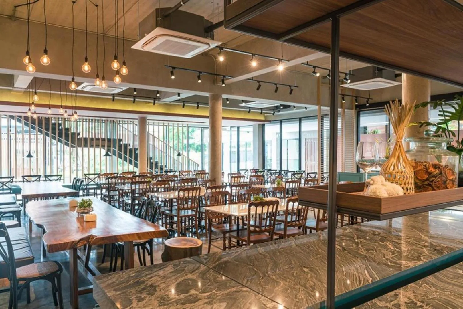 Restaurant/places to eat in Koon Hotel Sukhumvit