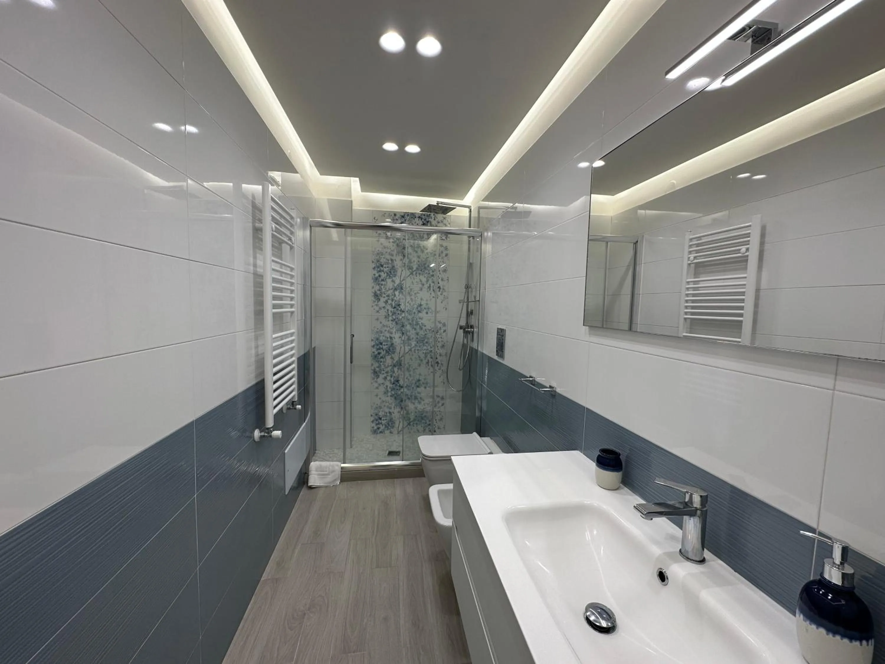 Shower in Sun Art Naples Rooms