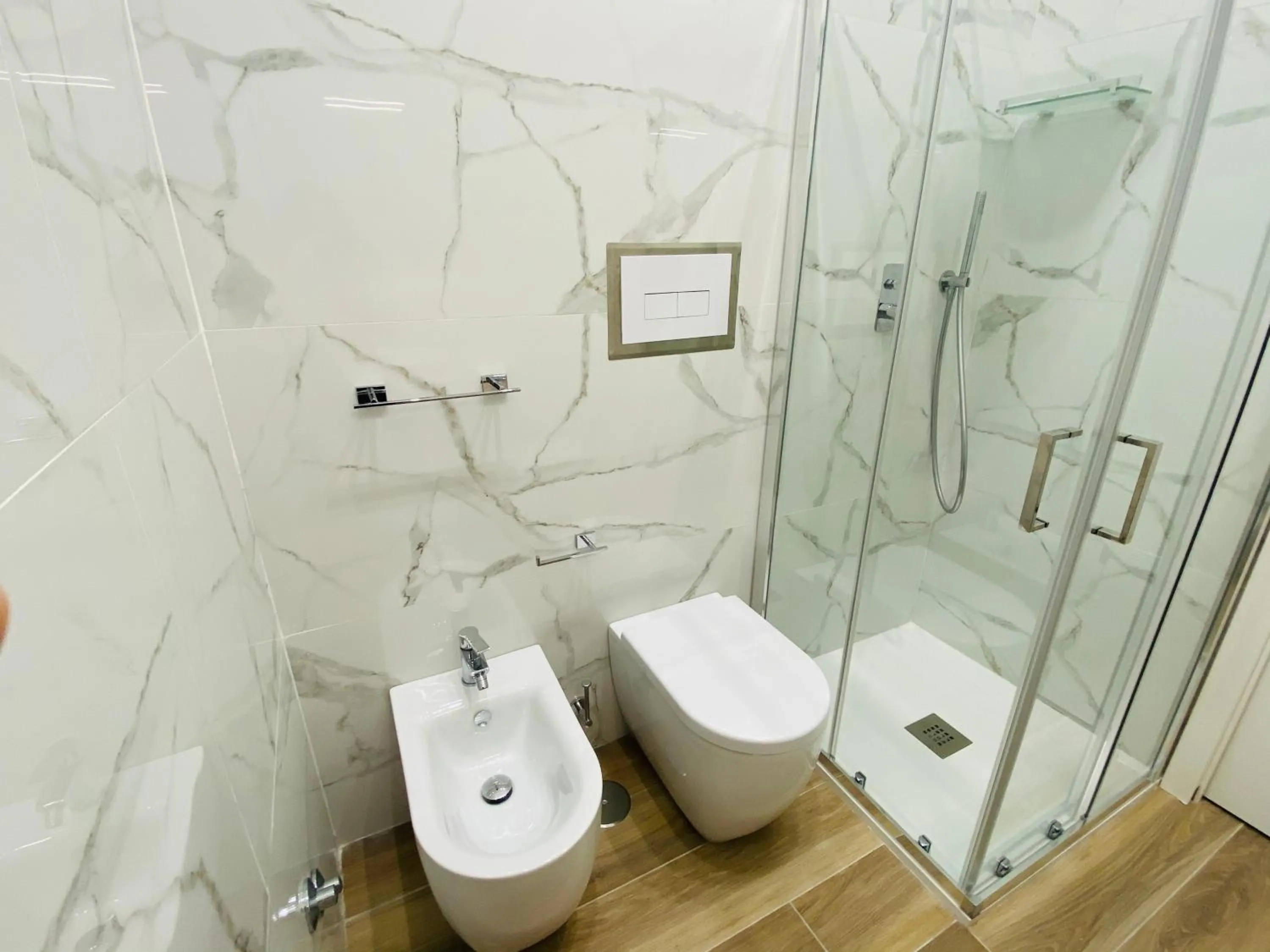 Shower in Sun Art Naples Rooms