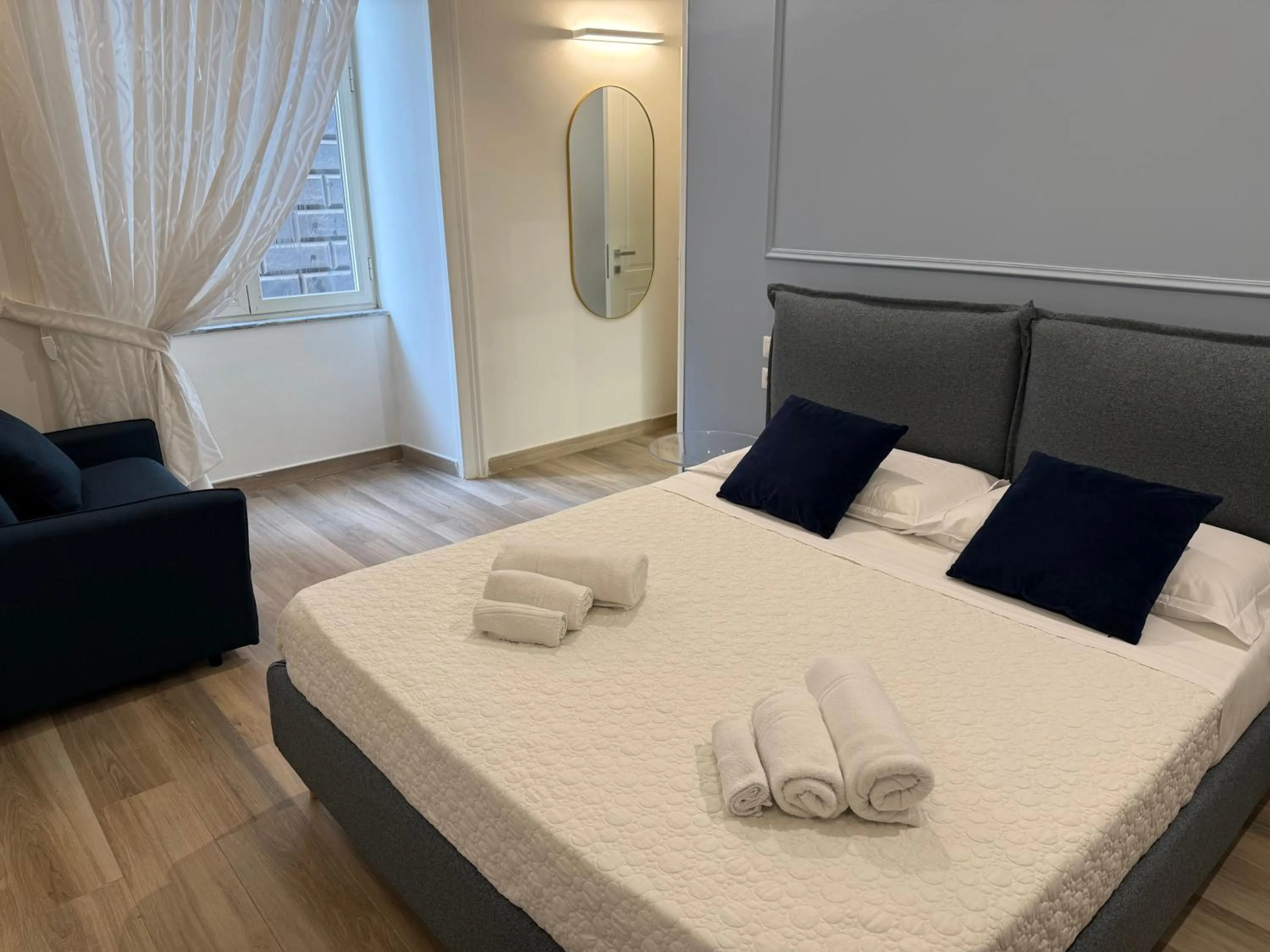 Photo of the whole room, Bed in Sun Art Naples Rooms