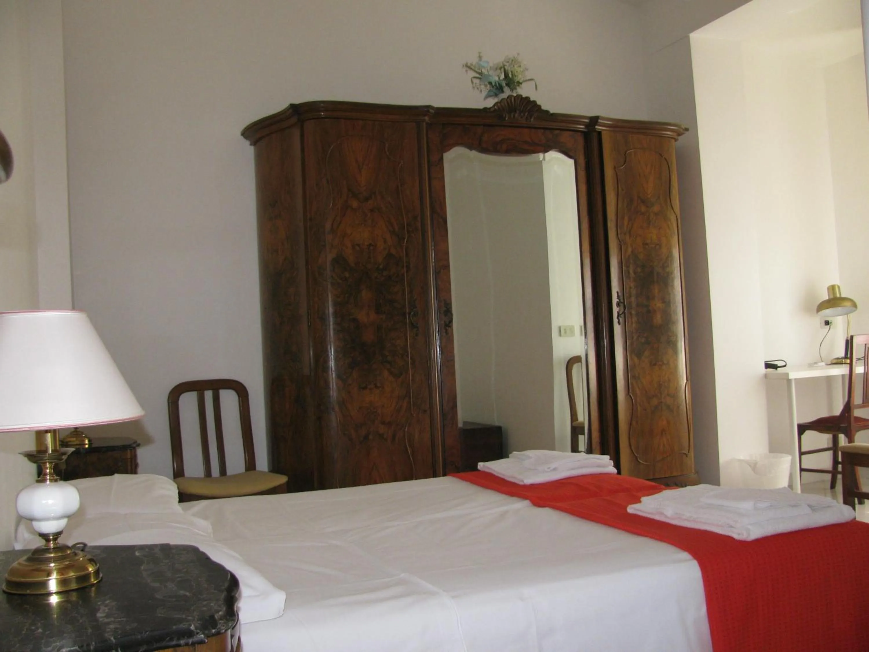 Bedroom, Bed in B&B Macalube Aragona