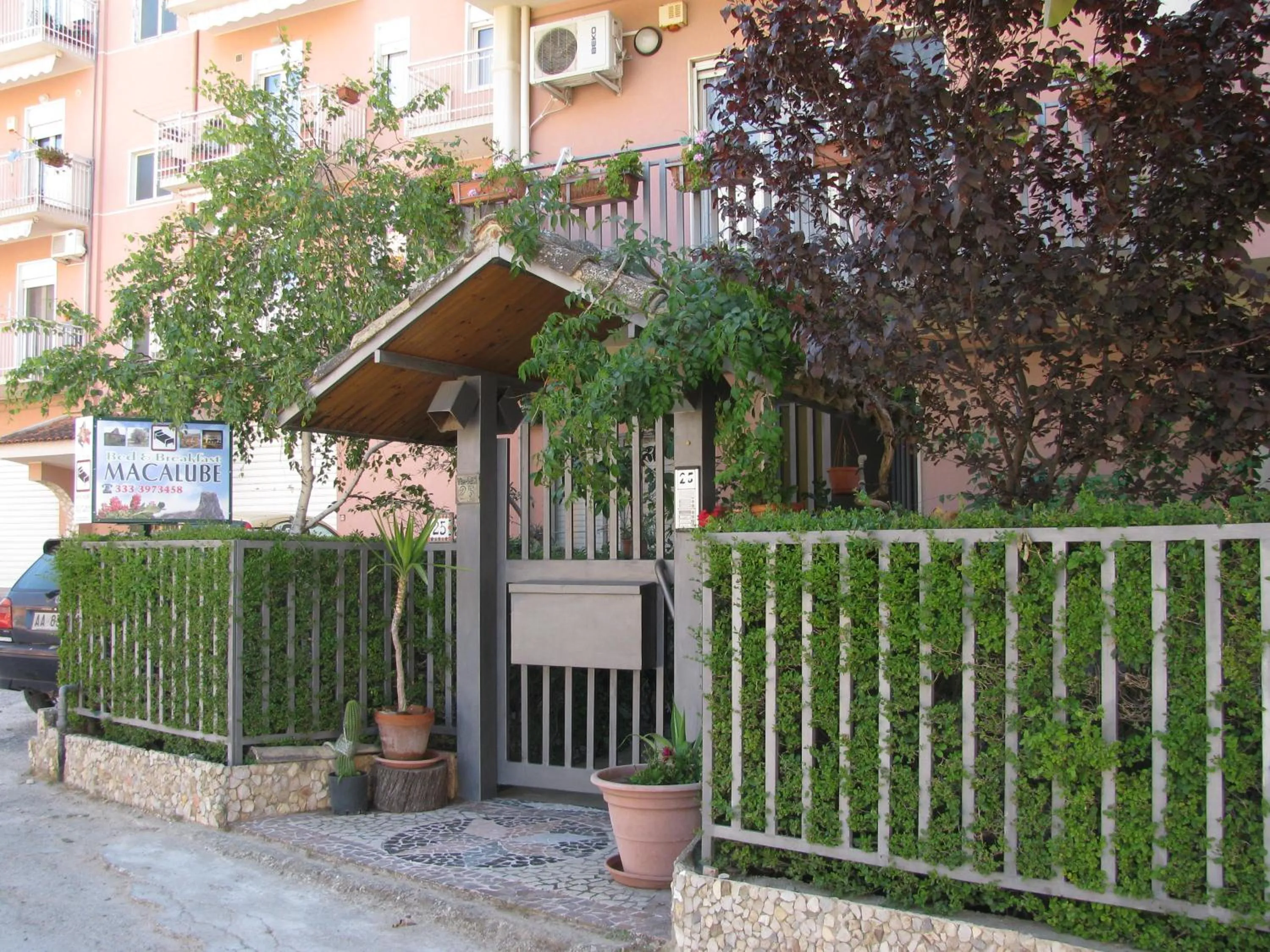 Facade/entrance in B&B Macalube Aragona