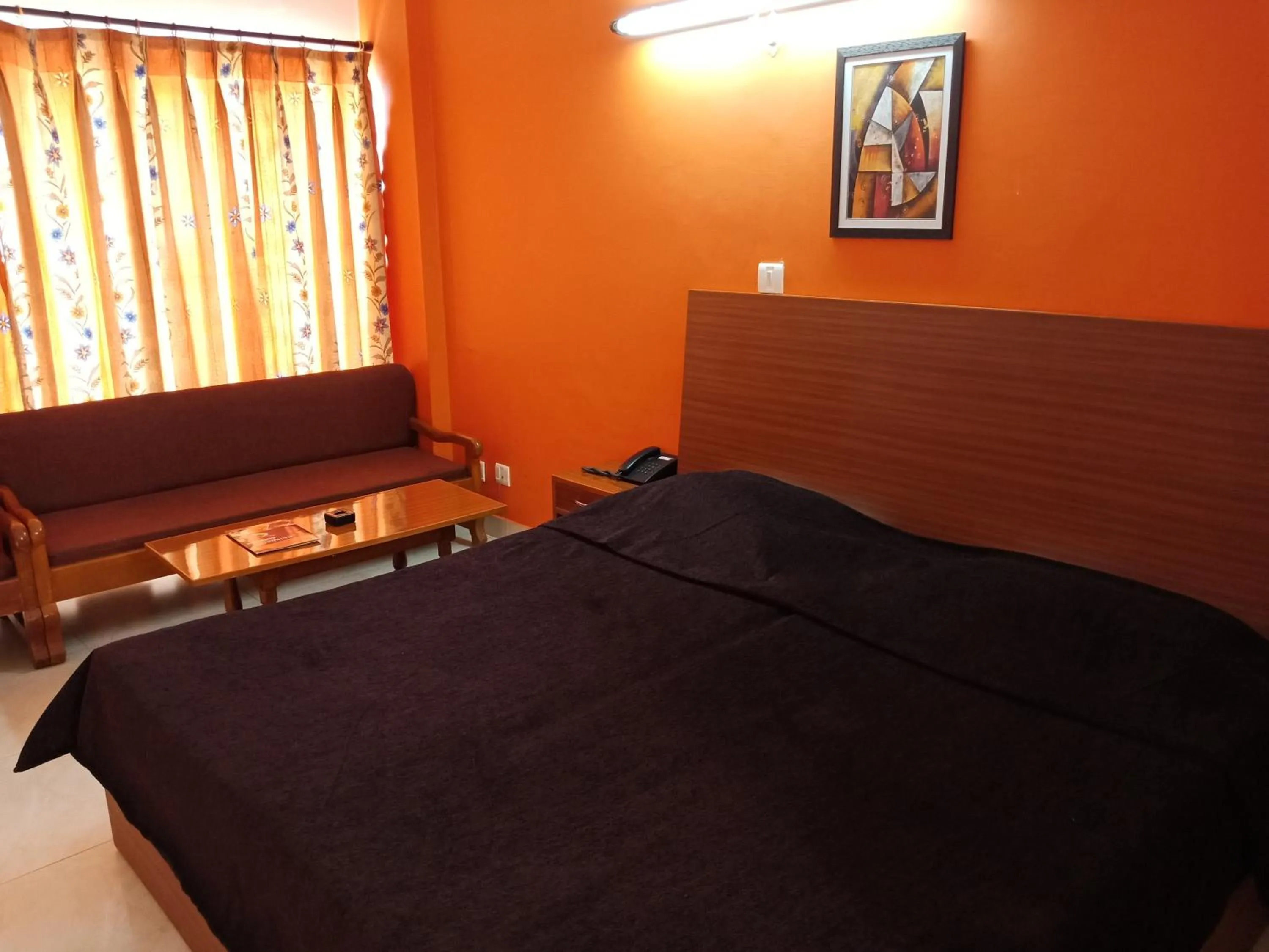 Hotel Shikhar & Restaurant