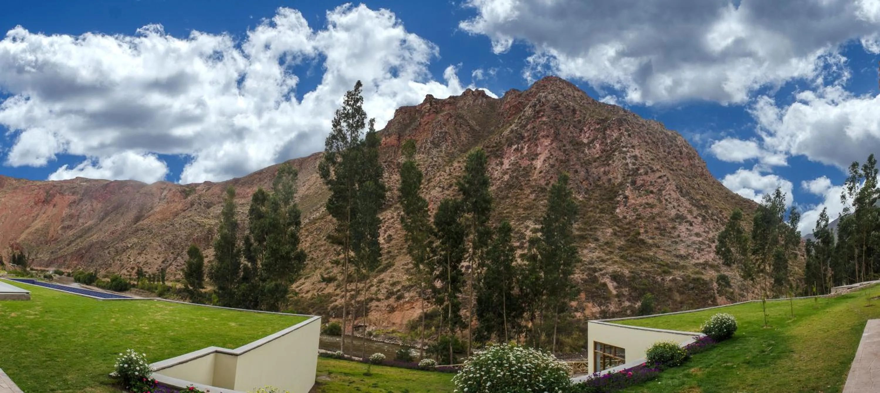 Mountain view in Taypikala Deluxe Valle Sagrado