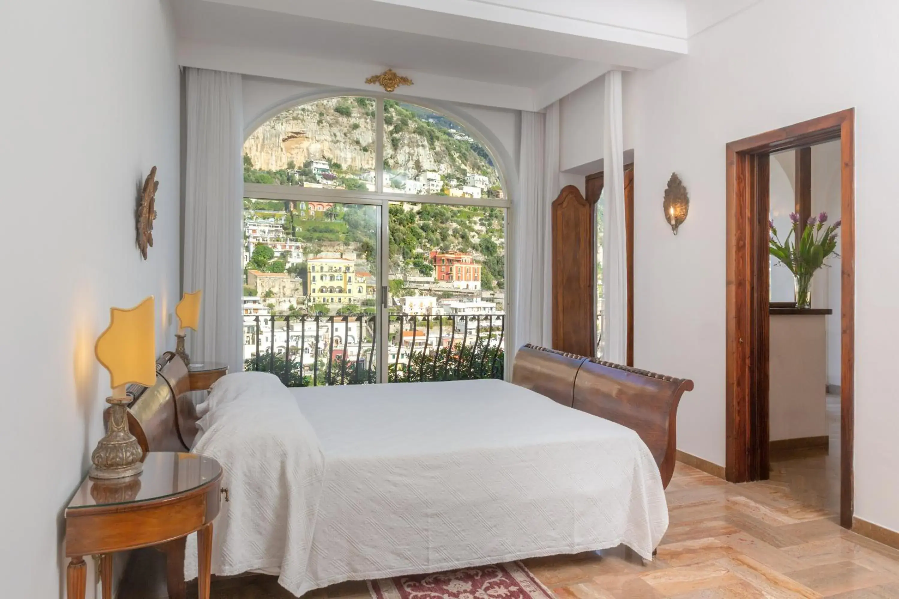 Superior Suite with Sea View in Hotel Poseidon Superior Suite with Sea View in Hotel Poseidon