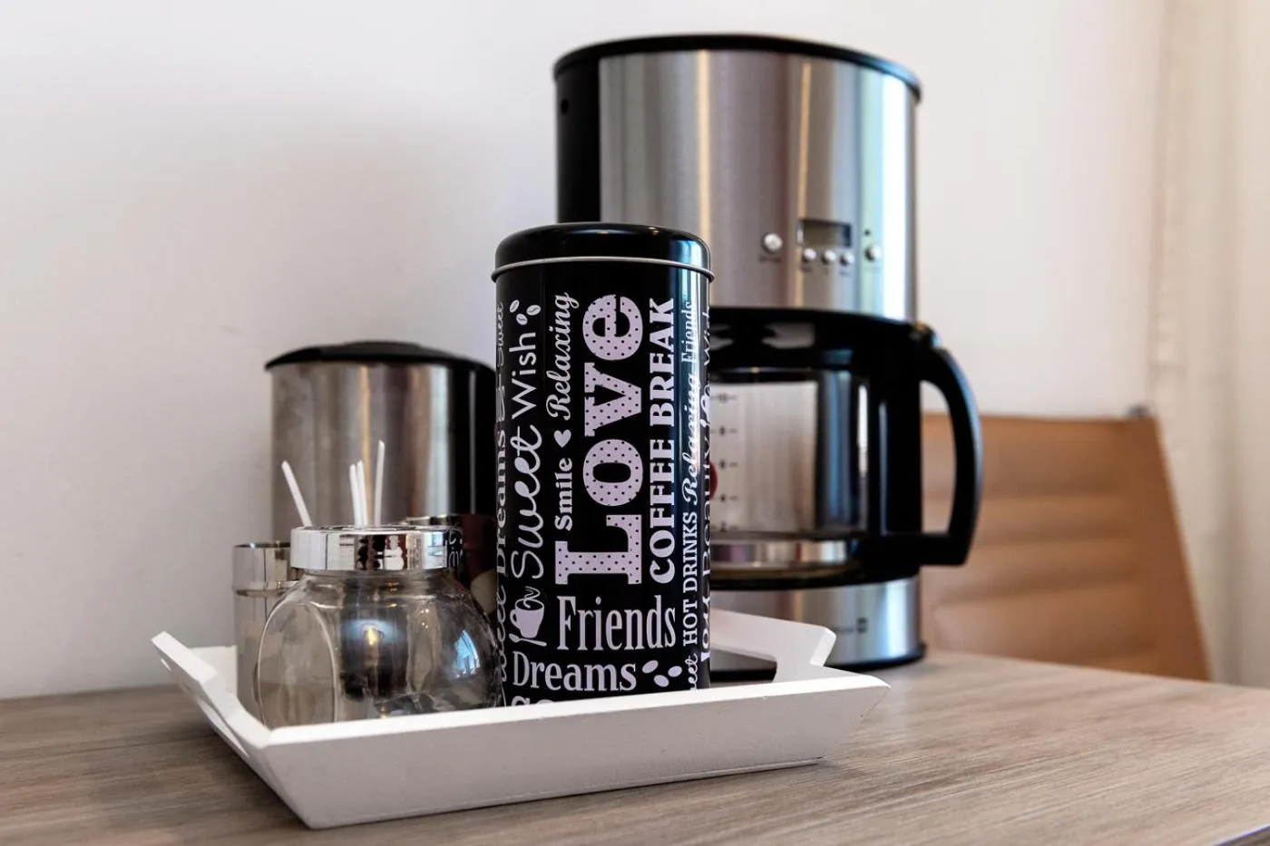 Coffee/tea facilities in B & B M 3