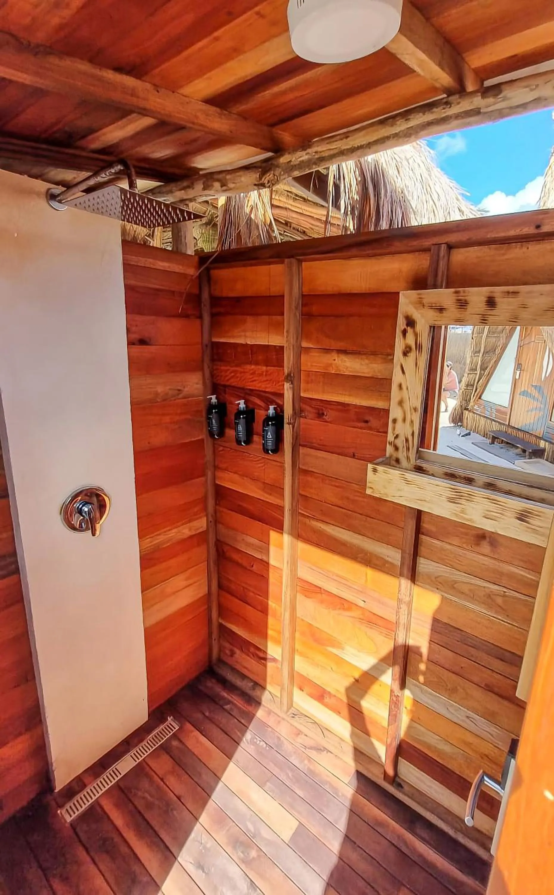 Bathroom in Selina Poc Na Isla Mujeres