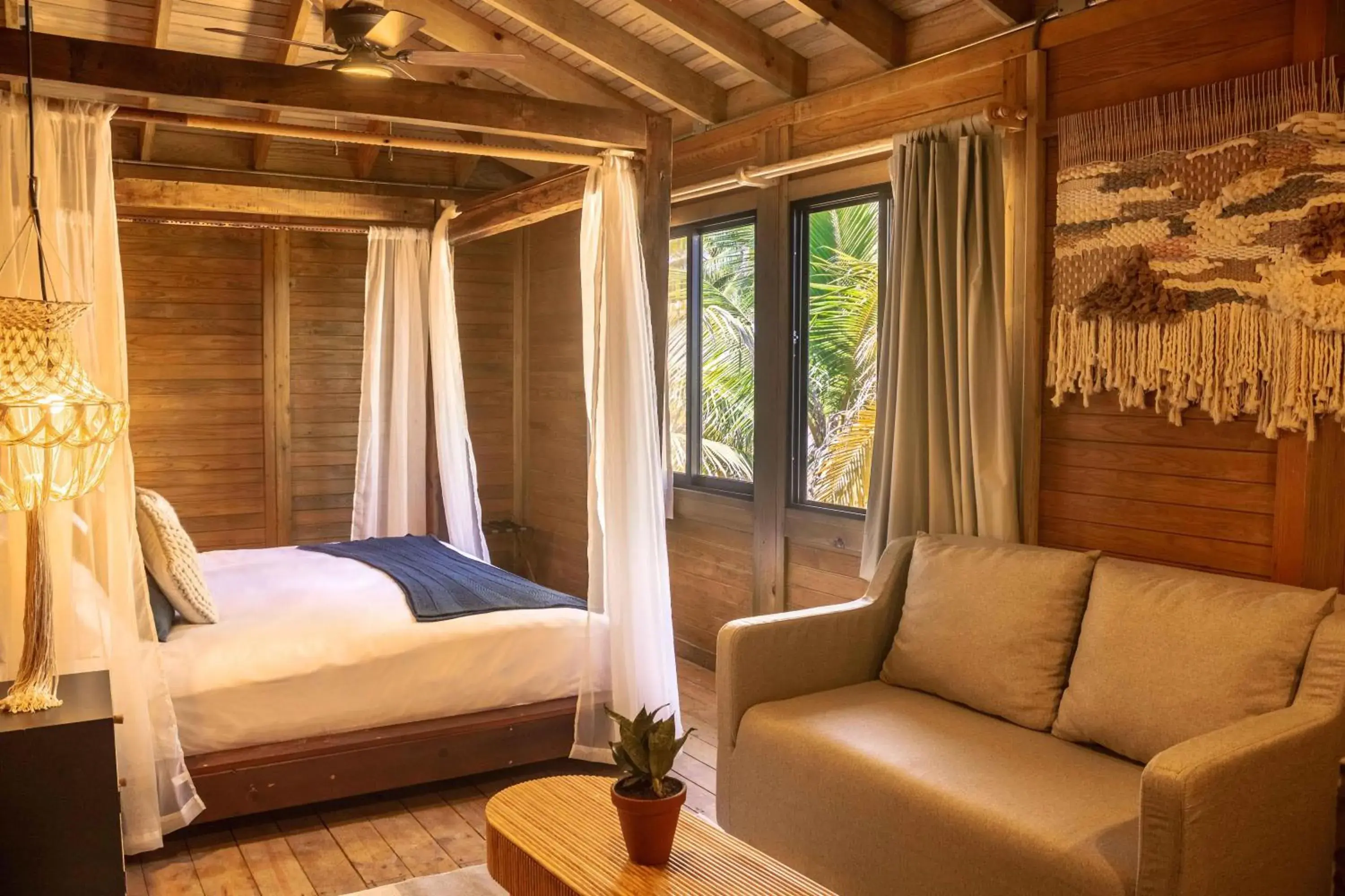 Bedroom, Bed in Nílu Isla Mujeres by Selina Bedroom, Bed in Nílu Isla Mujeres by Selina