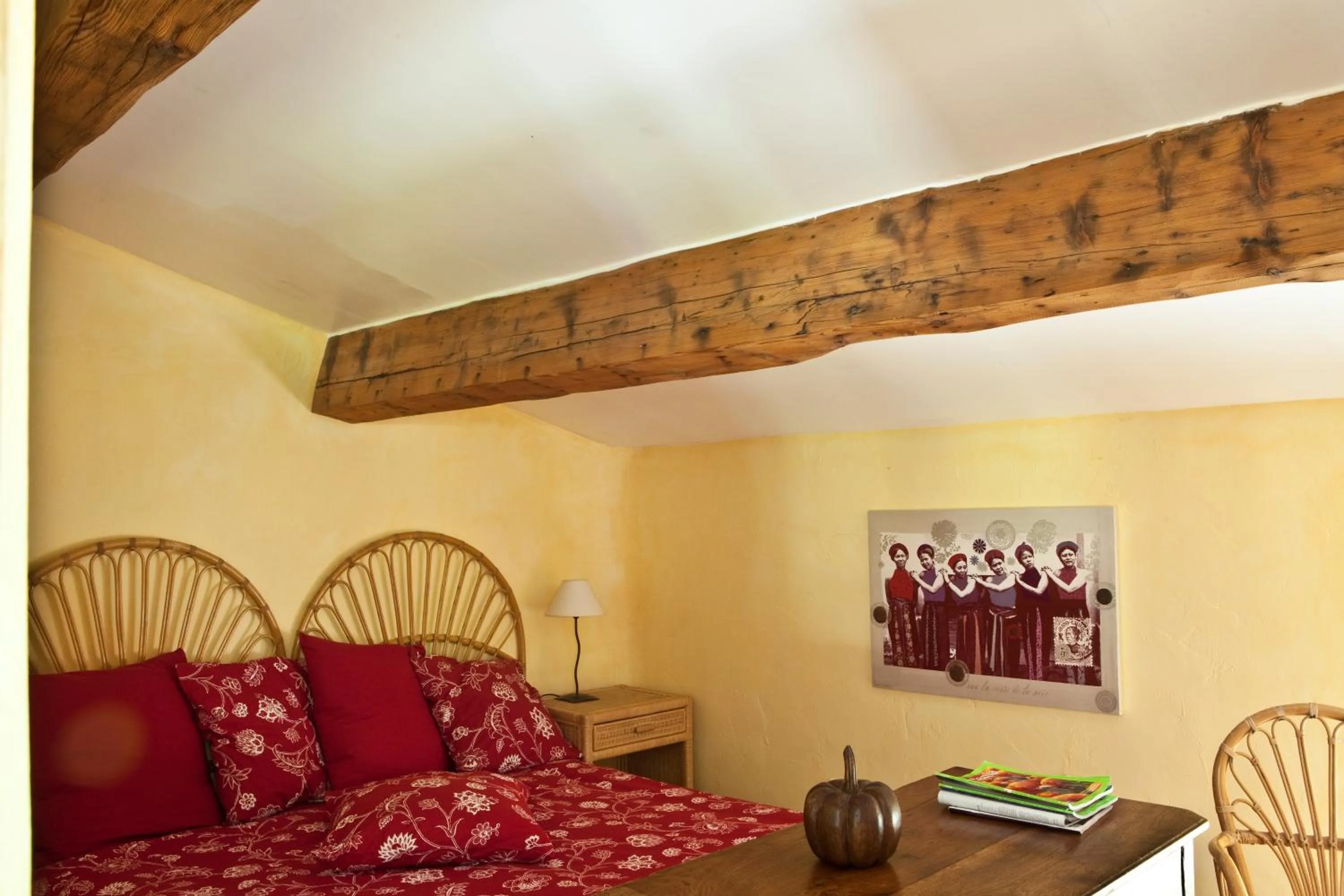 Bedroom, Bed in Mas La Jaina