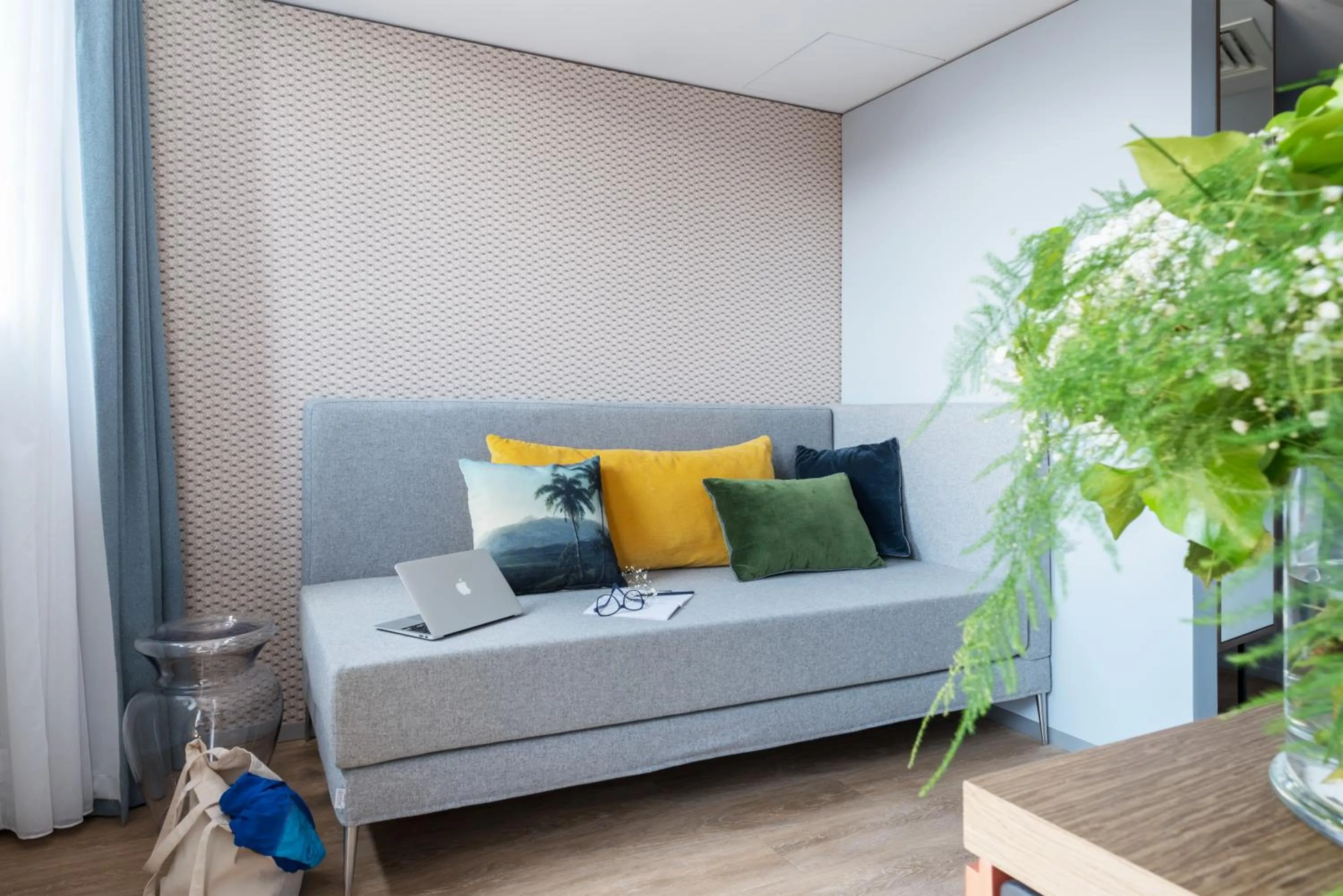 Living room in Golden Tulip Saint Malo– Le Grand Bé