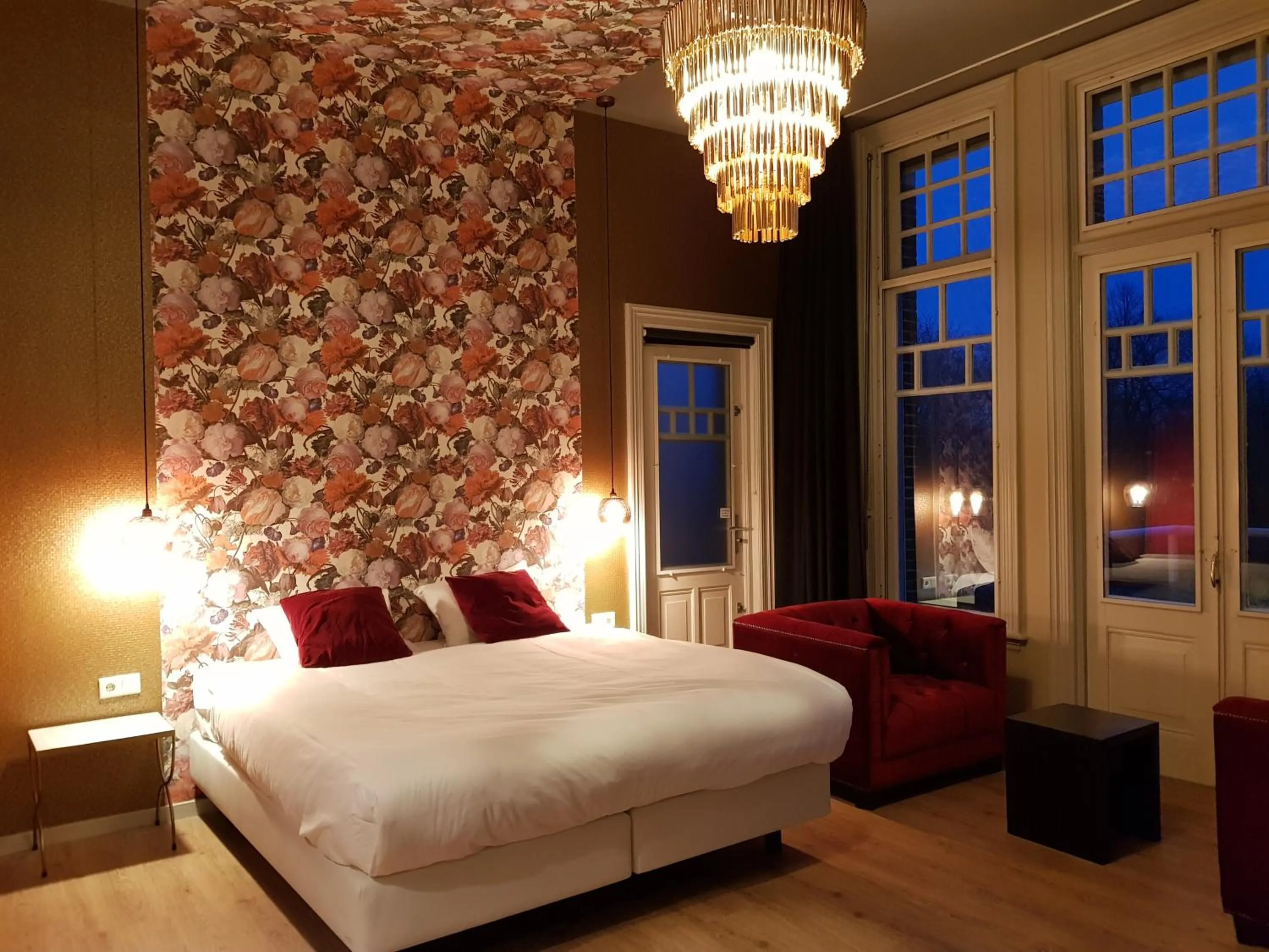 Bedroom, Bed in Rijksmonument Hotel de Sprenck - including free private parking