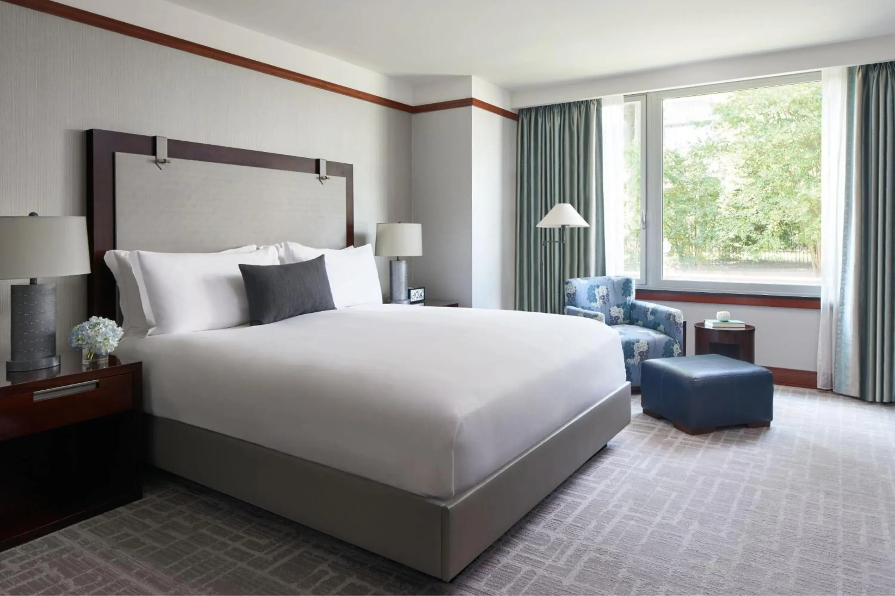 Deluxe Room in The Ritz-Carlton Georgetown, Washington, D.C. Deluxe Room in The Ritz-Carlton Georgetown, Washington, D.C.