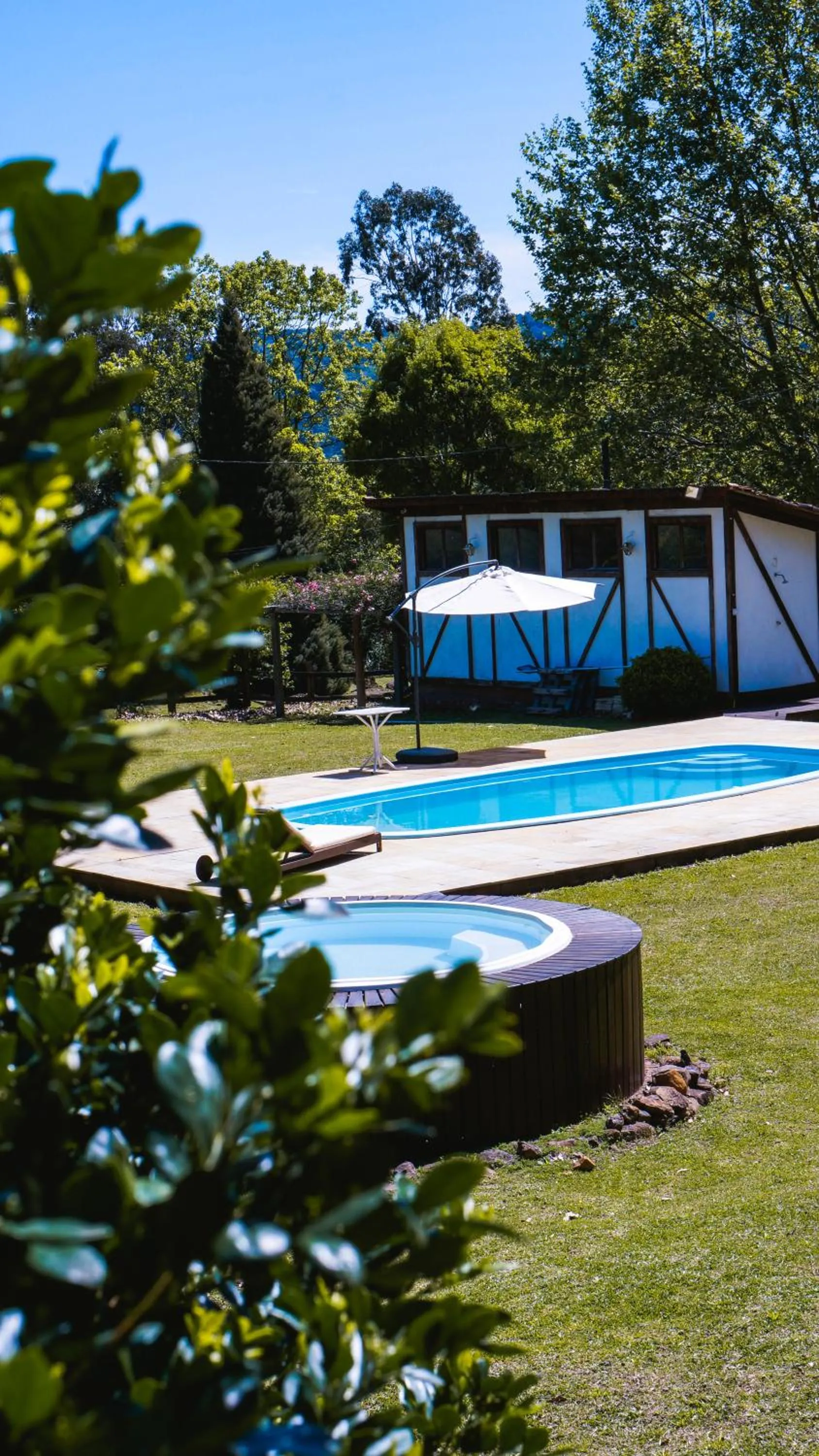 Swimming pool in Pousada La Vista