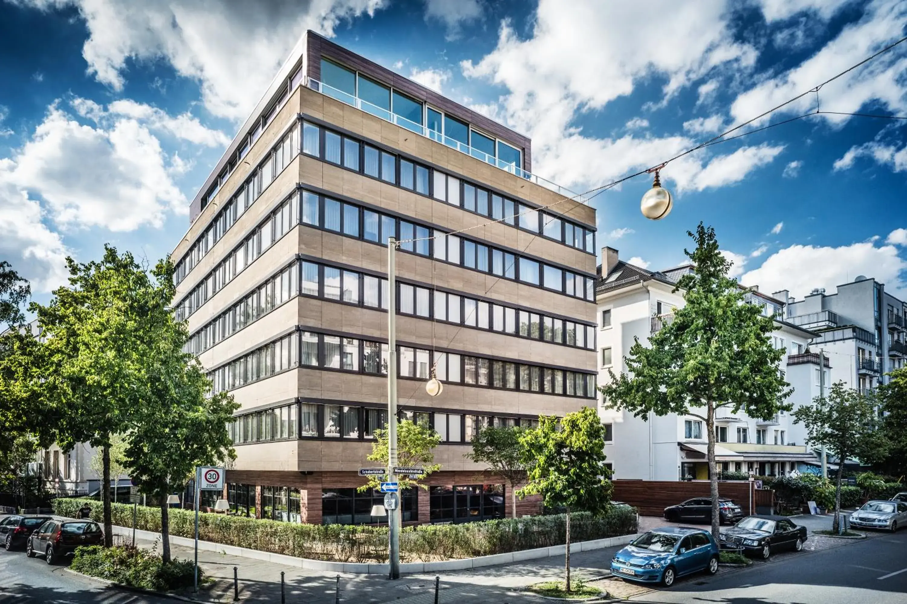 Property building in SAKS Urban Design Hotel Frankfurt Property building in SAKS Urban Design Hotel Frankfurt