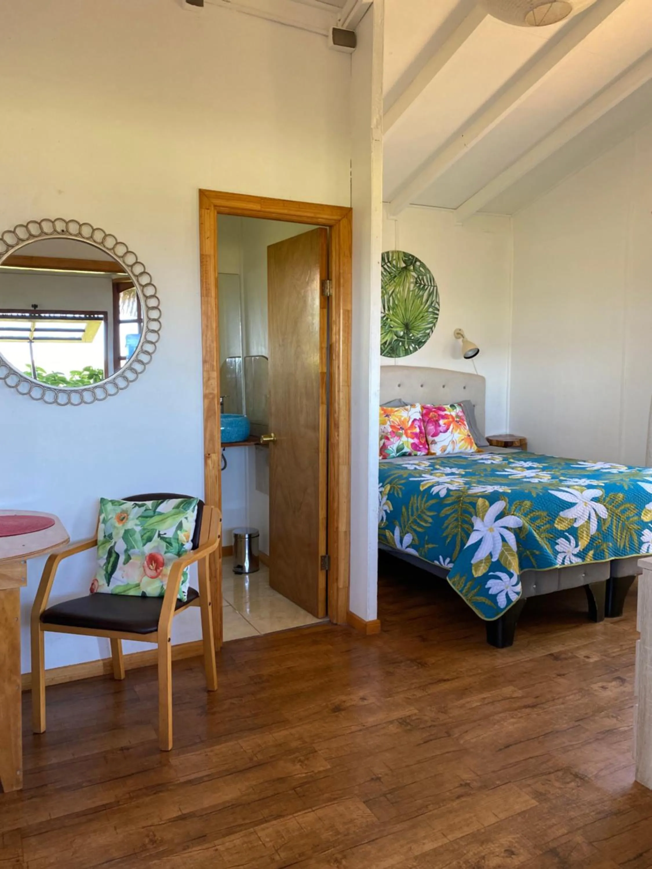 Bungalow with Sea View in Cabaña del mar Rapanui
