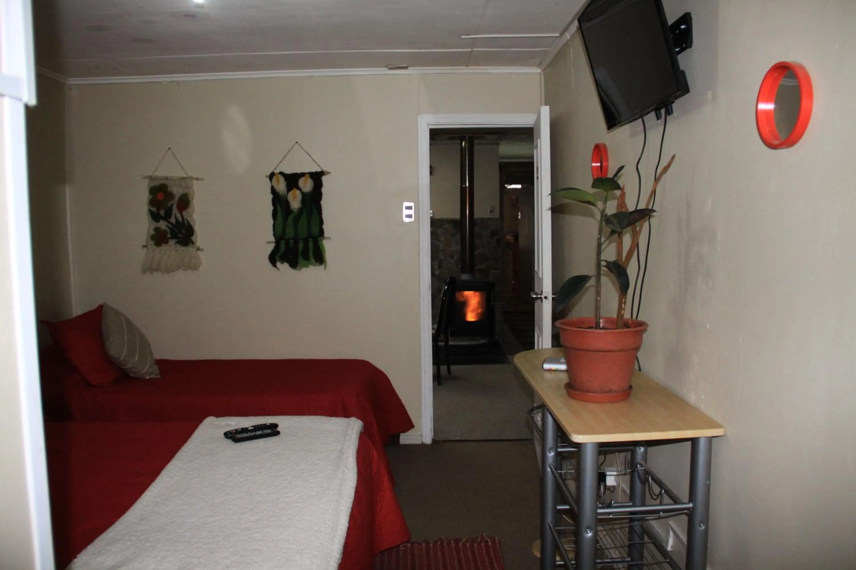 Triple Room with Private Bathroom - single occupancy in Hostal Los Guindos