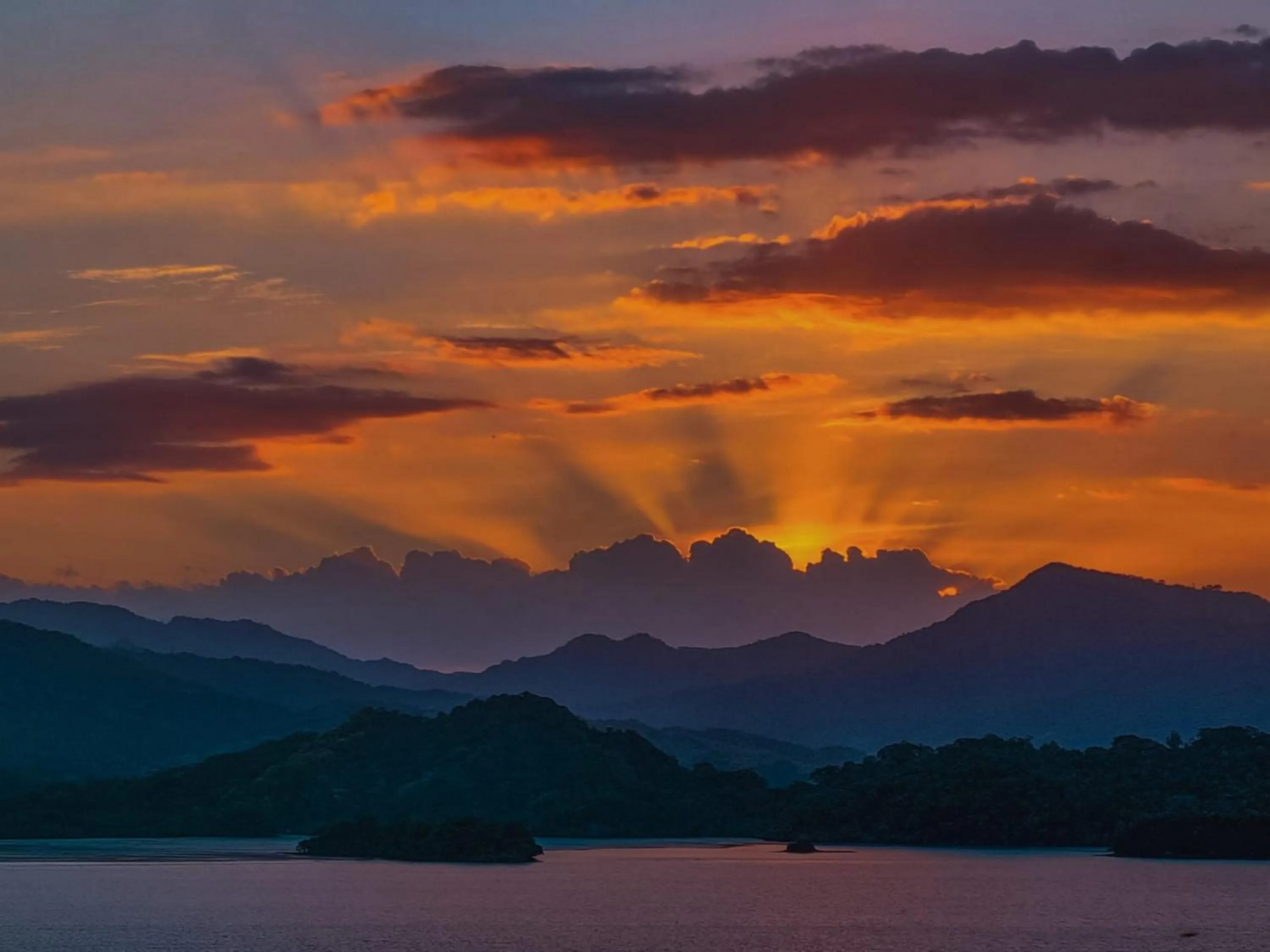 Sunset in Isla Chiquita Glamping Hotel