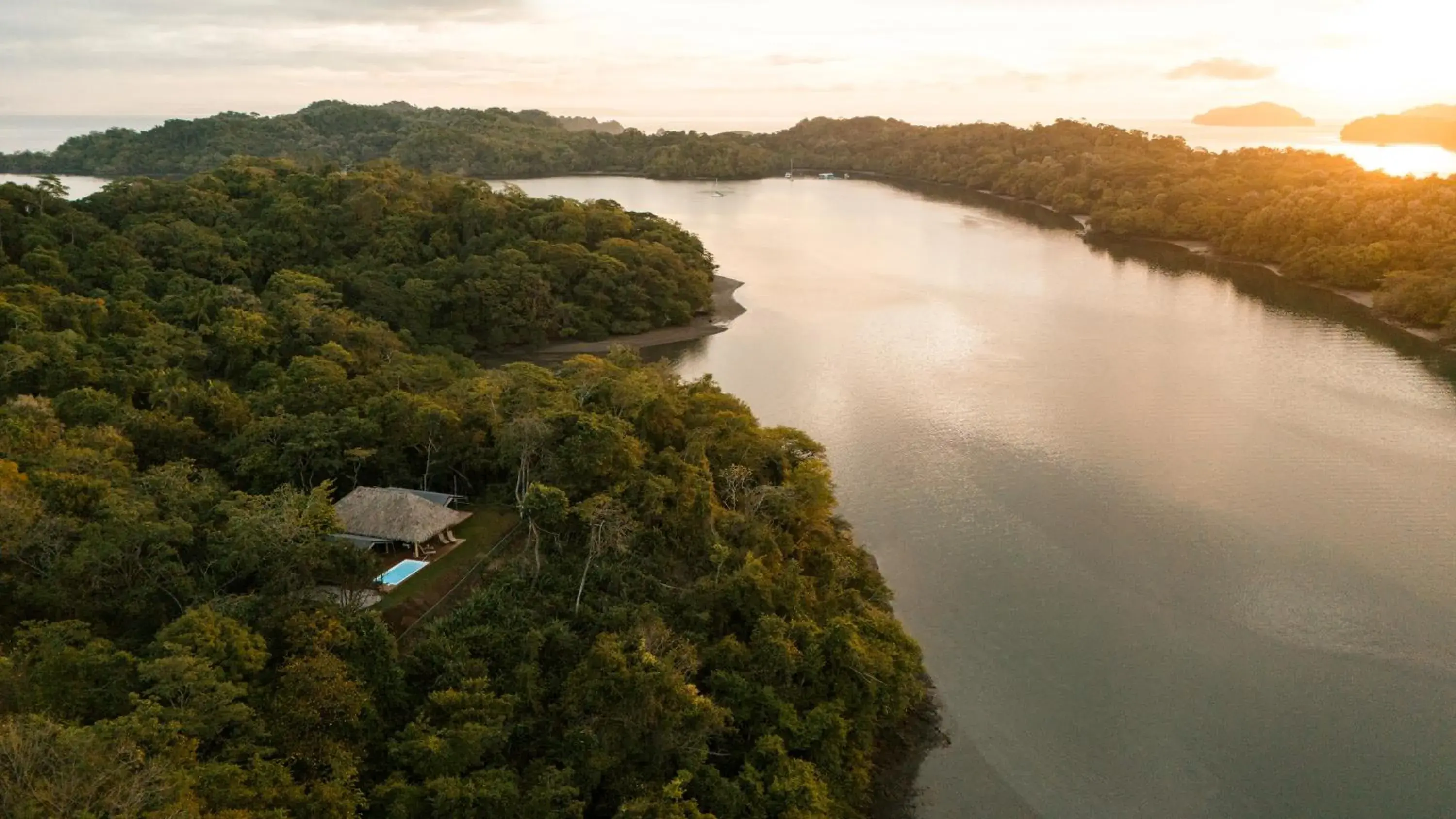 Bird's eye view in Isla Chiquita Glamping Hotel Bird's eye view in Isla Chiquita Glamping Hotel