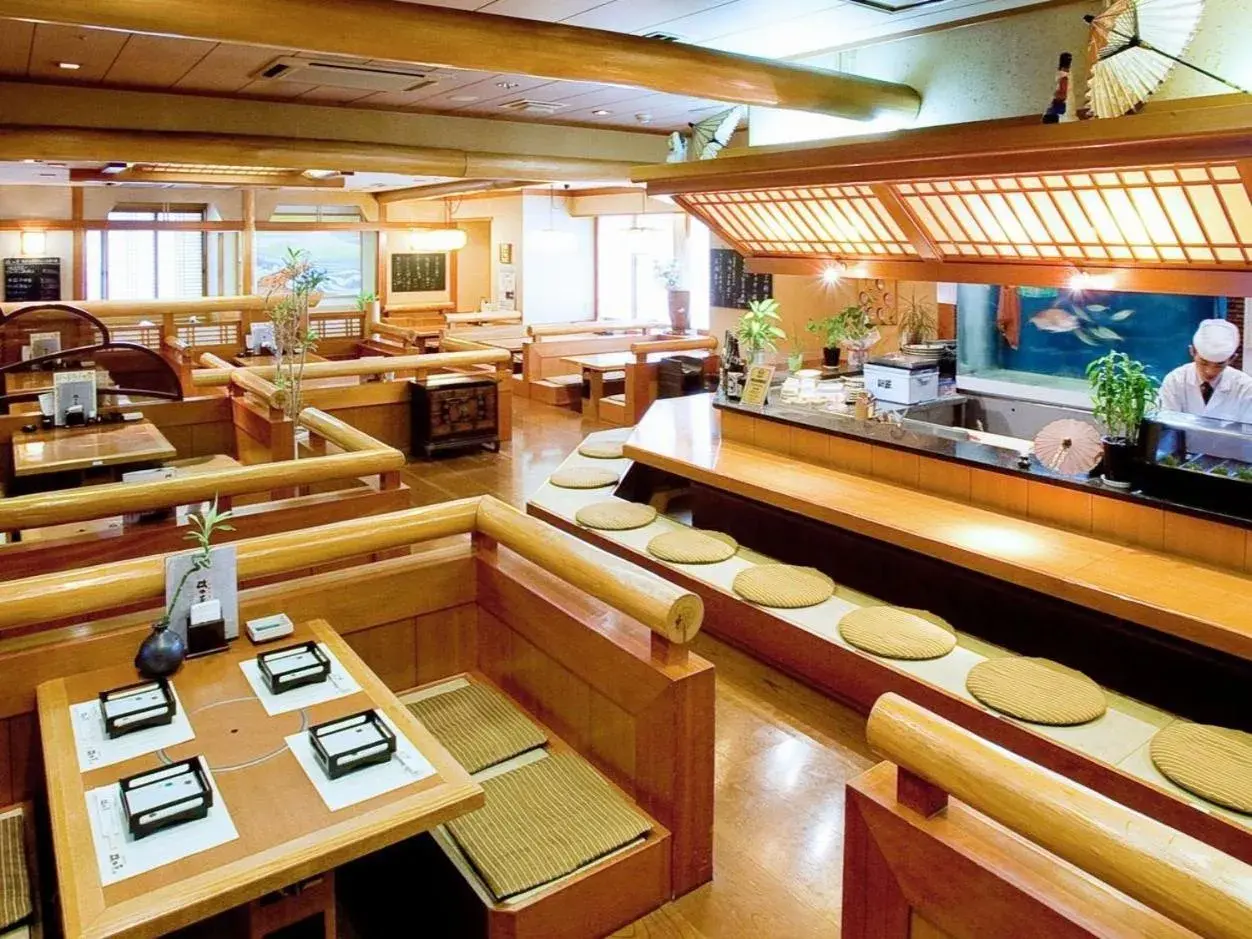 Restaurant/places to eat in Sakaide Grand Hotel Restaurant/places to eat in Sakaide Grand Hotel