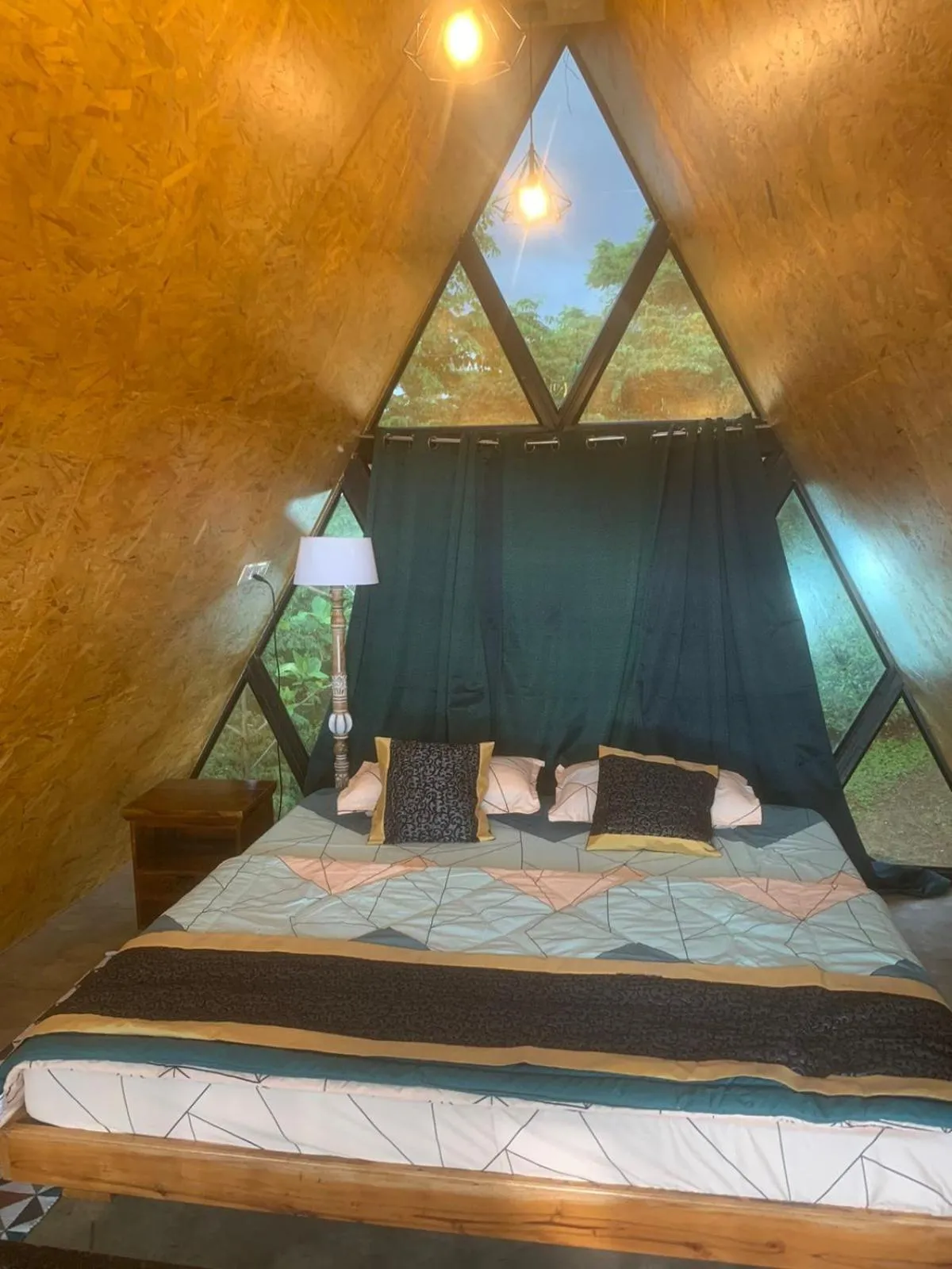 Bed in Chalets Resort Masinagudi