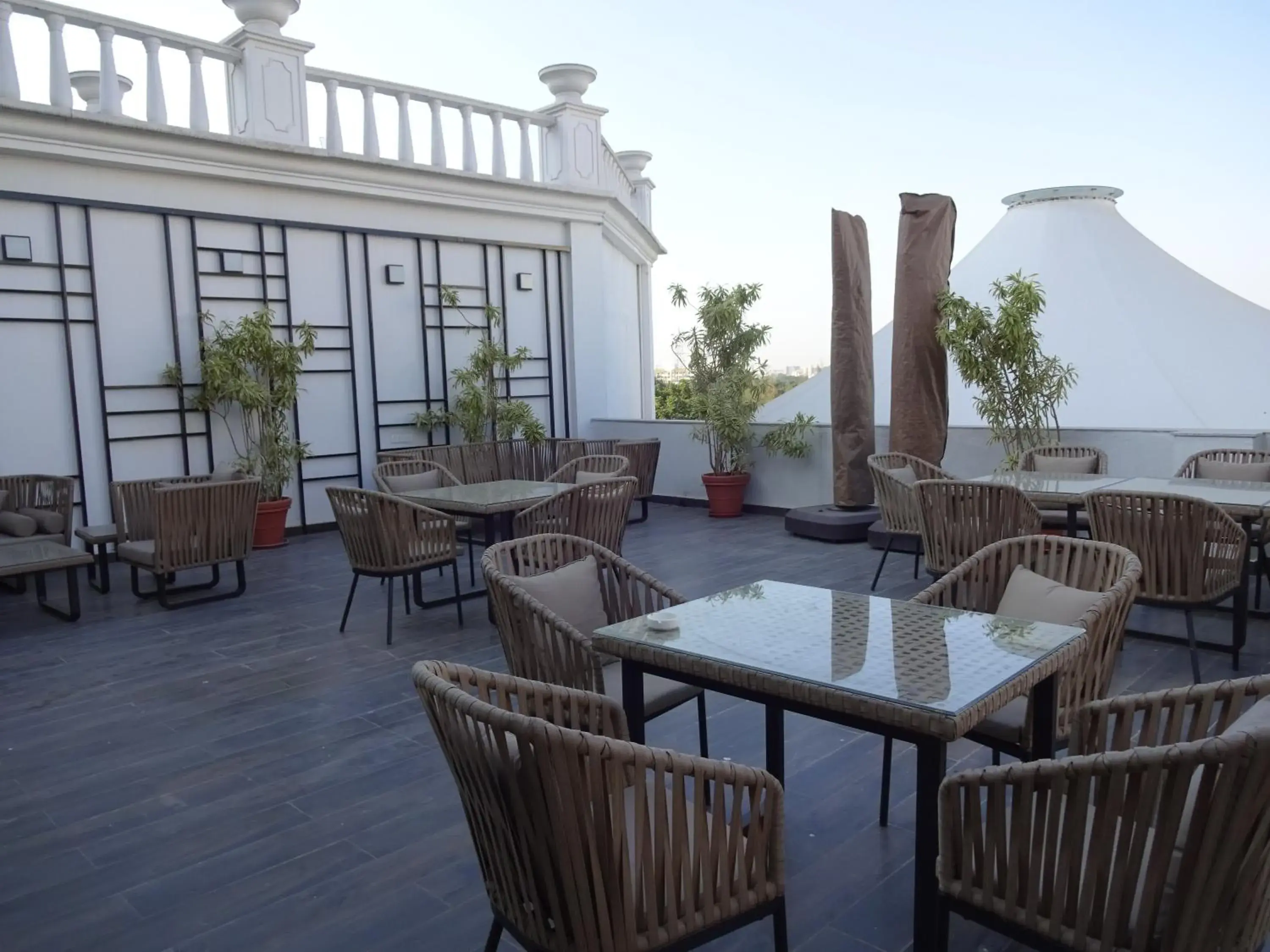 Restaurant/places to eat in Amanora The Fern Hotels & Club Restaurant/places to eat in Amanora The Fern Hotels & Club