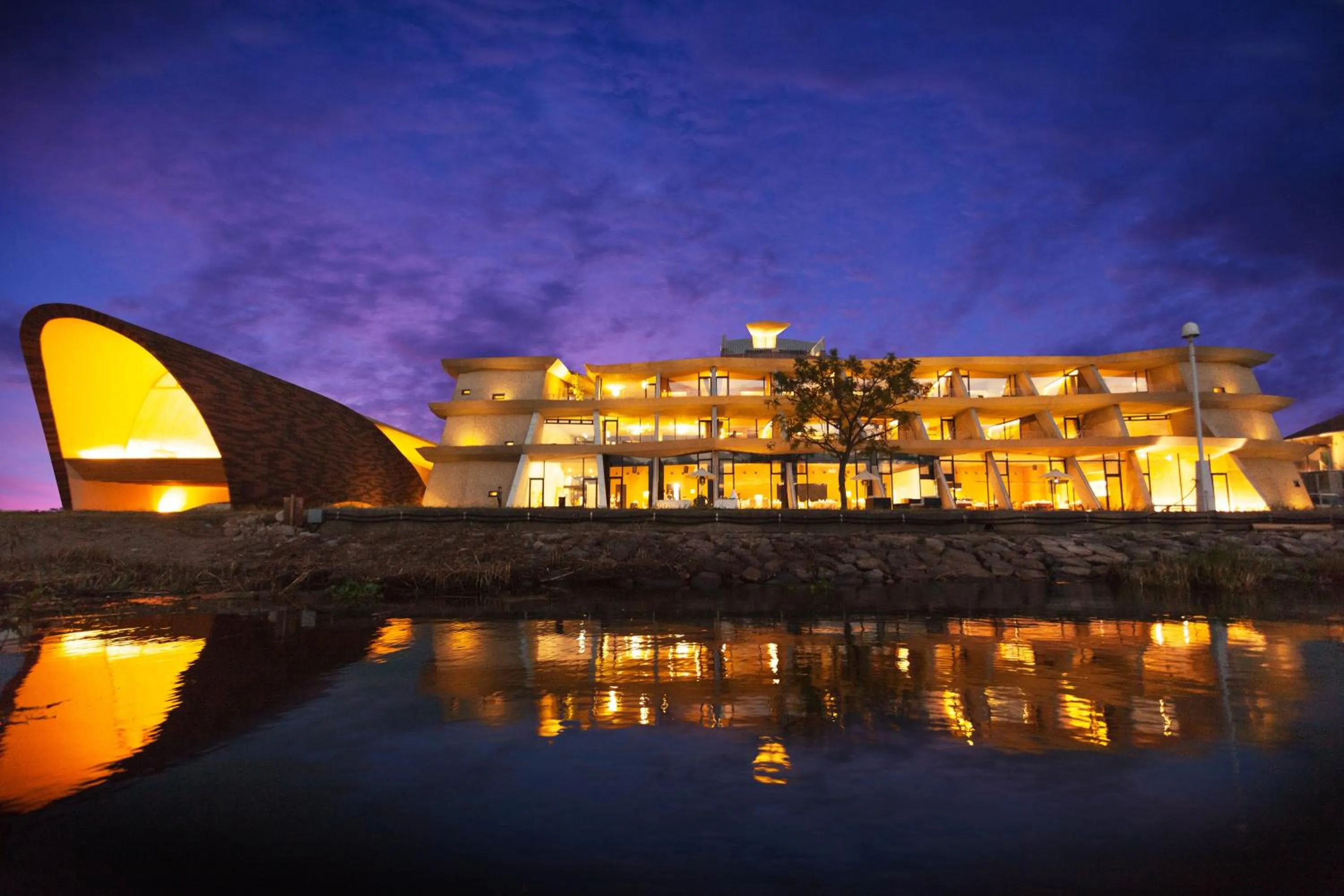 Property building in Setre Marina Biwako