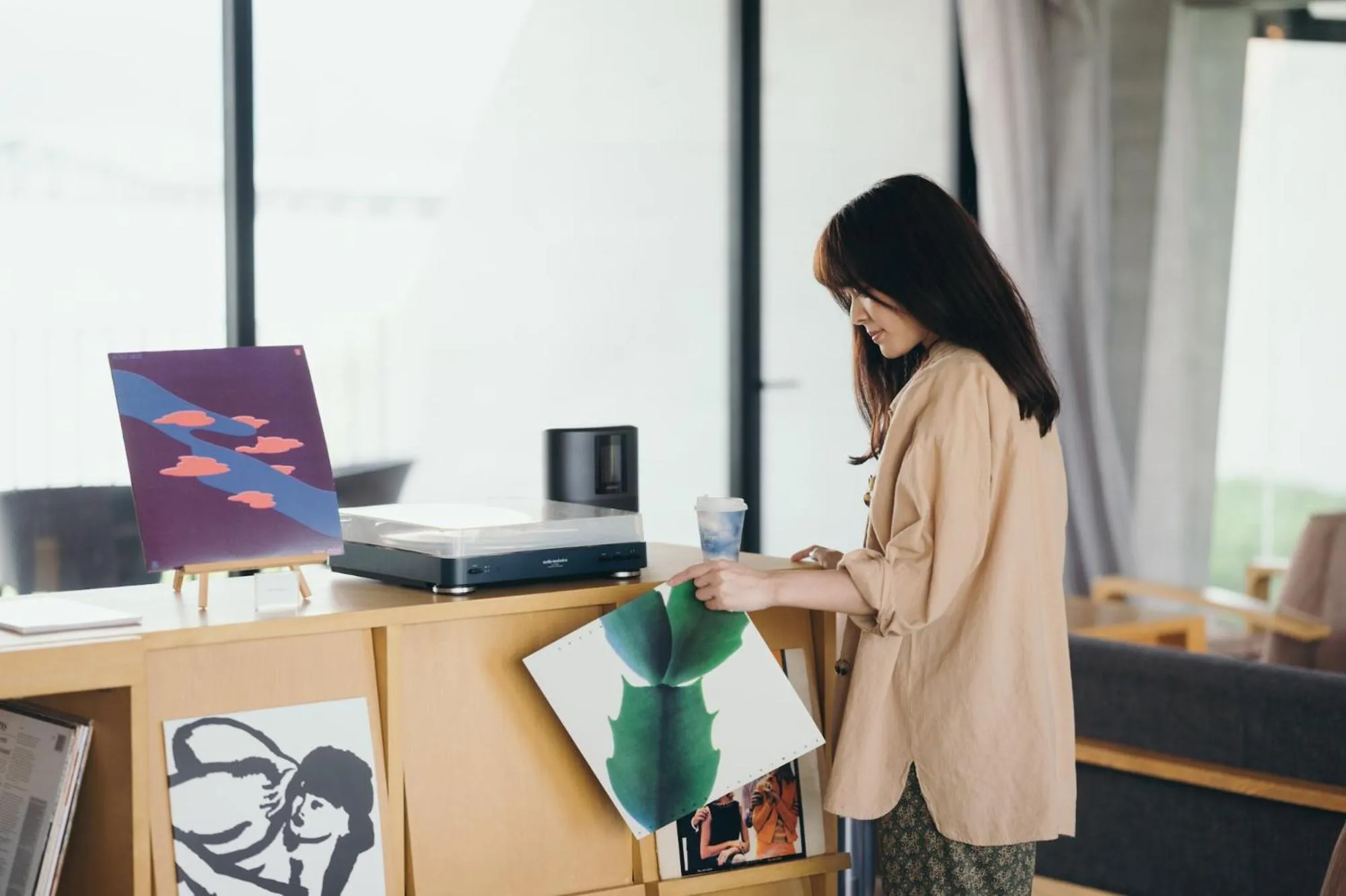 Communal lounge/ TV room in Setre Marina Biwako