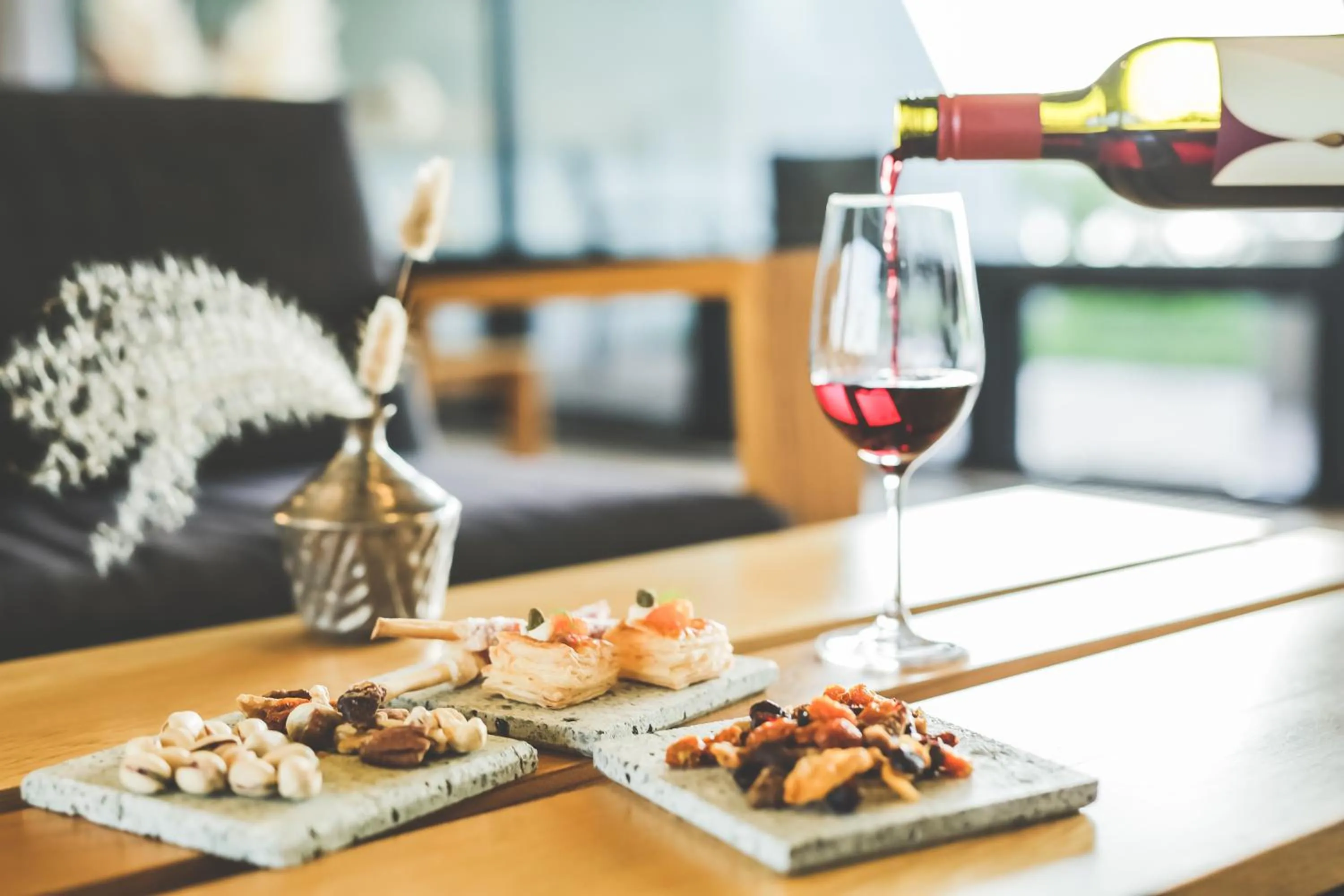 Communal lounge/ TV room in Setre Marina Biwako